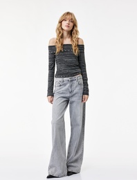 Koton X Sibil Çetinkaya - Uzun Kollu Zımba Detaylı Omzu Açık Bluz