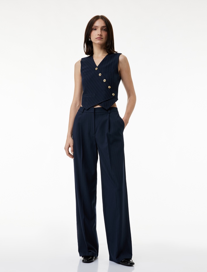  Kolsuz Kruvaze Yaka Düğmeli Asimetrik Çizgili Yelek