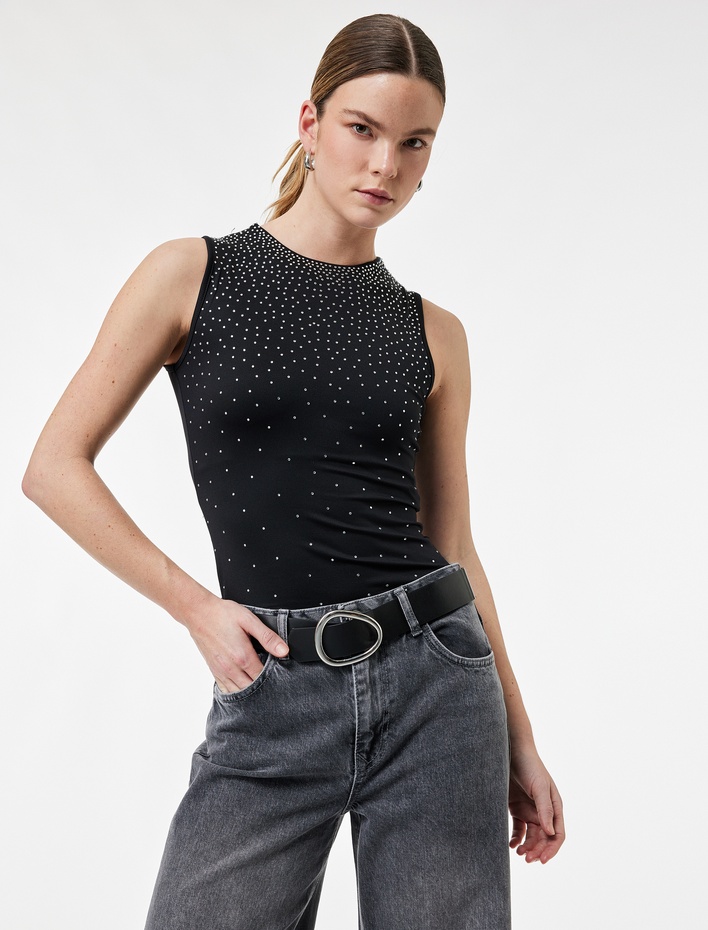  Kolsuz Bisiklet Yaka Slim Fit Taşlı Bluz