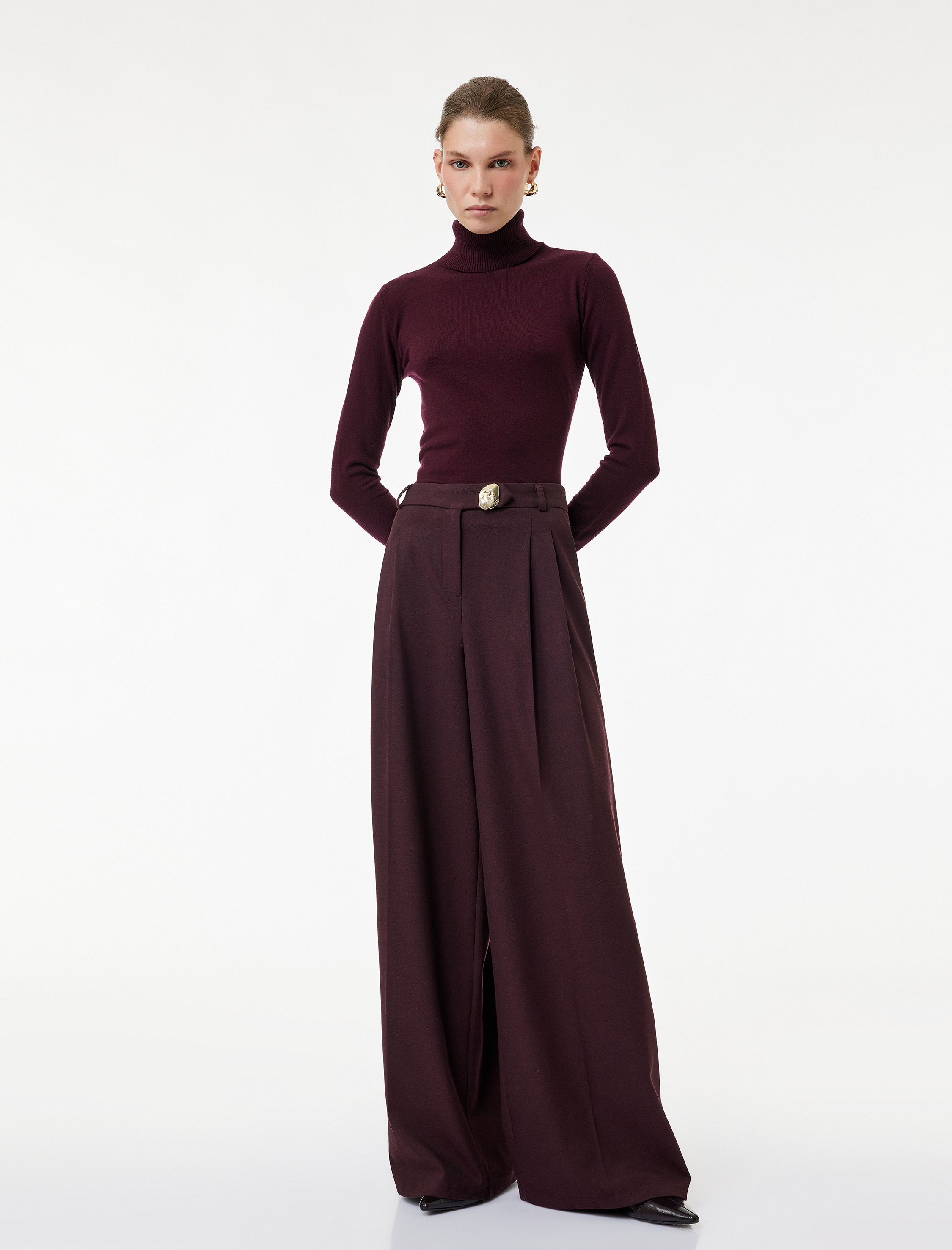   Koton X Melis Ağazat - Cepli Pile Detaylı Metal Aksesuarlı Palazzo Pantolon