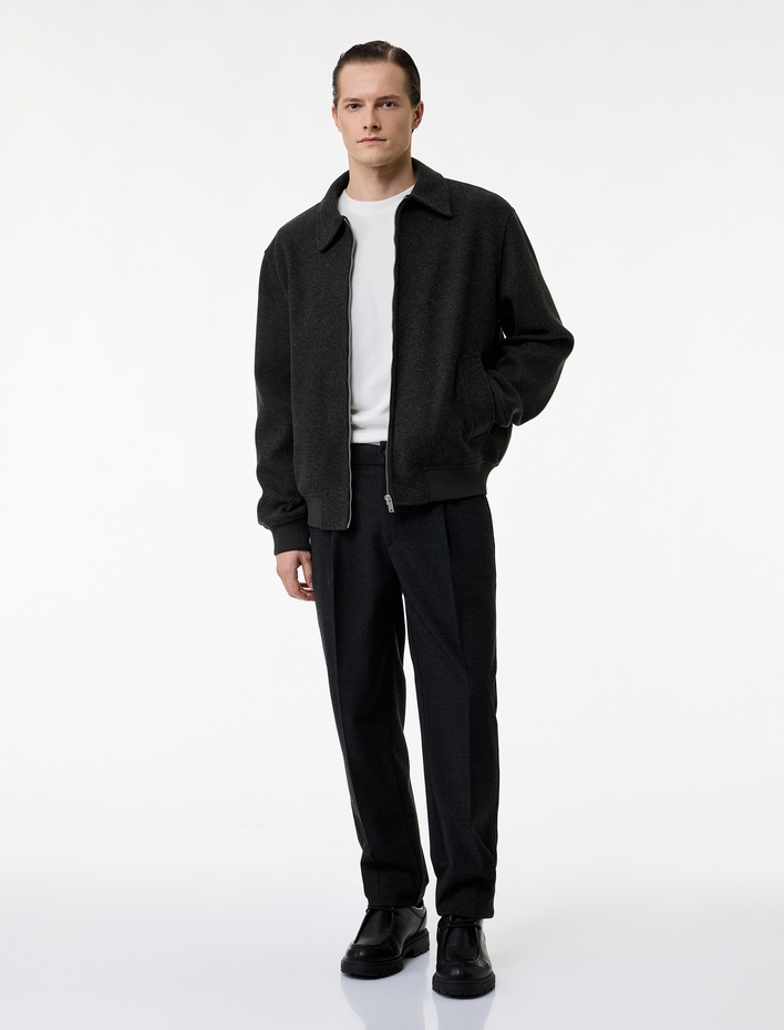  Regular Fit Viskon Karışımlı Cepli Pileli Kumaş Pantolon