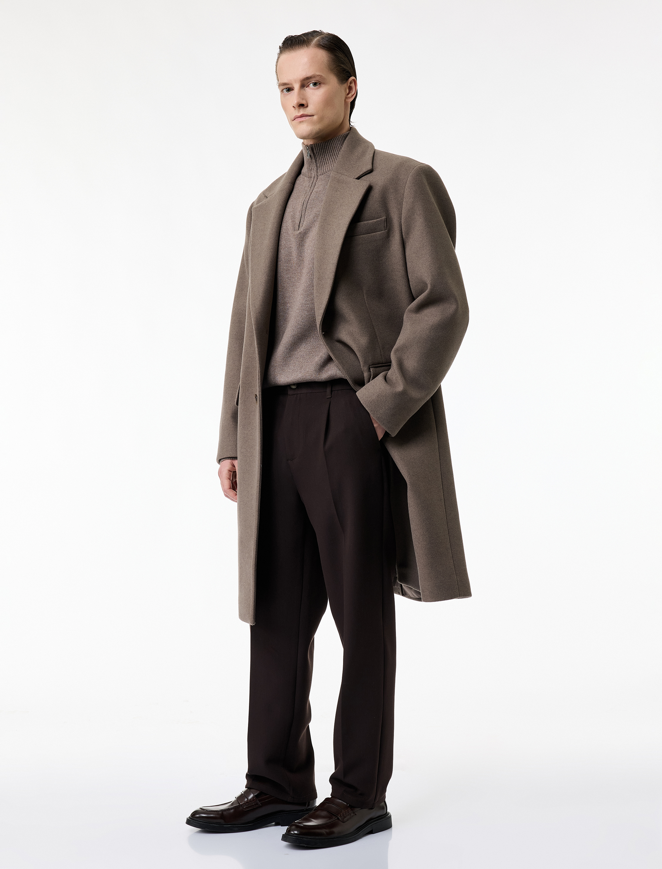   Rahat Kesim Düğmeli Viskon Karışımlı Kumaş Pantolon