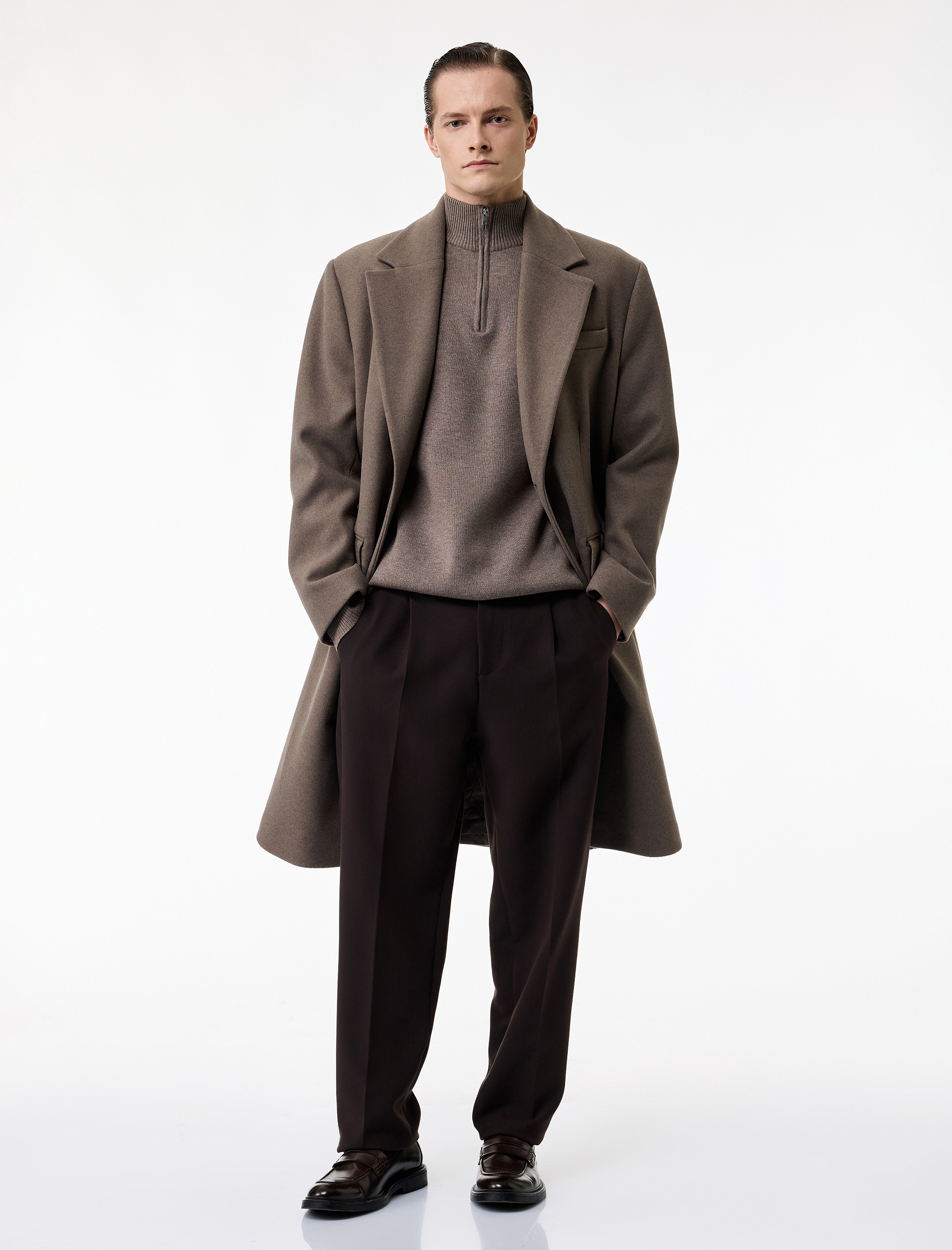   Rahat Kesim Düğmeli Viskon Karışımlı Kumaş Pantolon