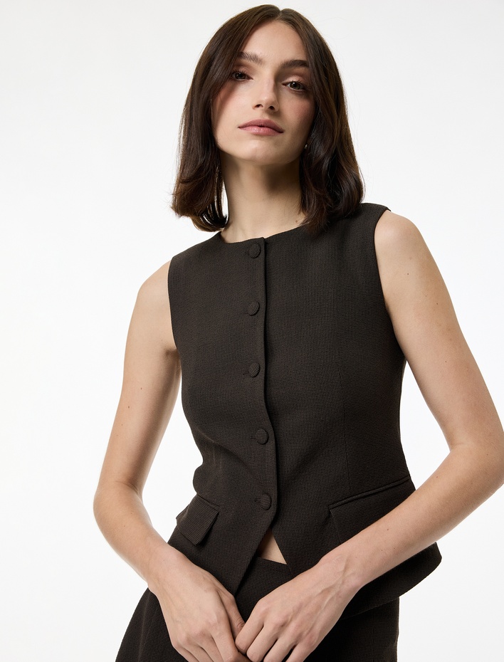  Viskon Karışımlı Cep Detaylı Bisiklet Yaka Düğmeli Kolsuz Yelek