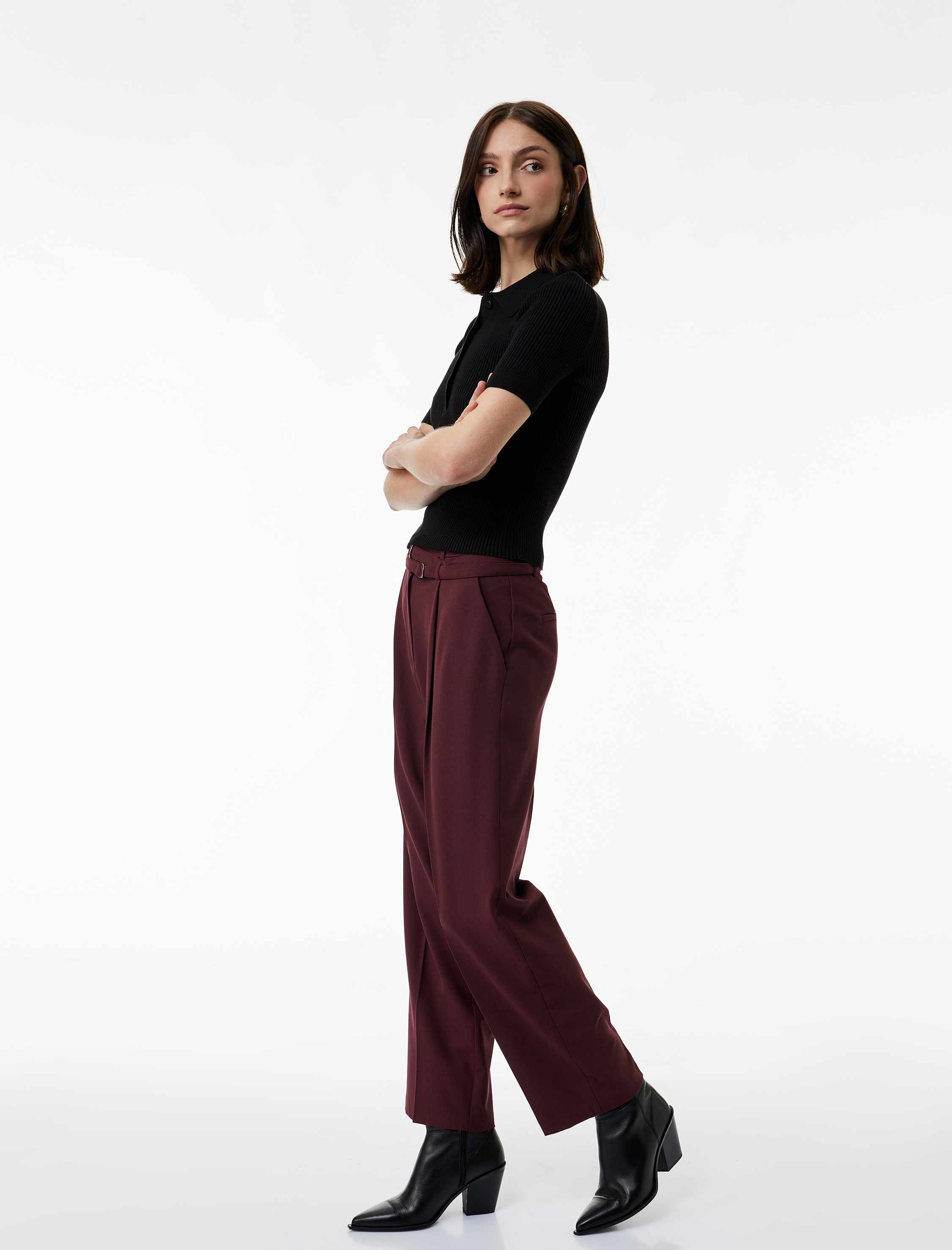   Cepli Çift Kemer Detaylı Düz Bol Paça Kumaş Pantolon