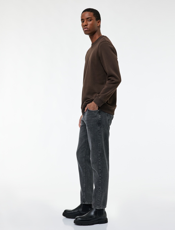  Regular Fit Pamuklu Normal Bel Tapered Jean Pantolon