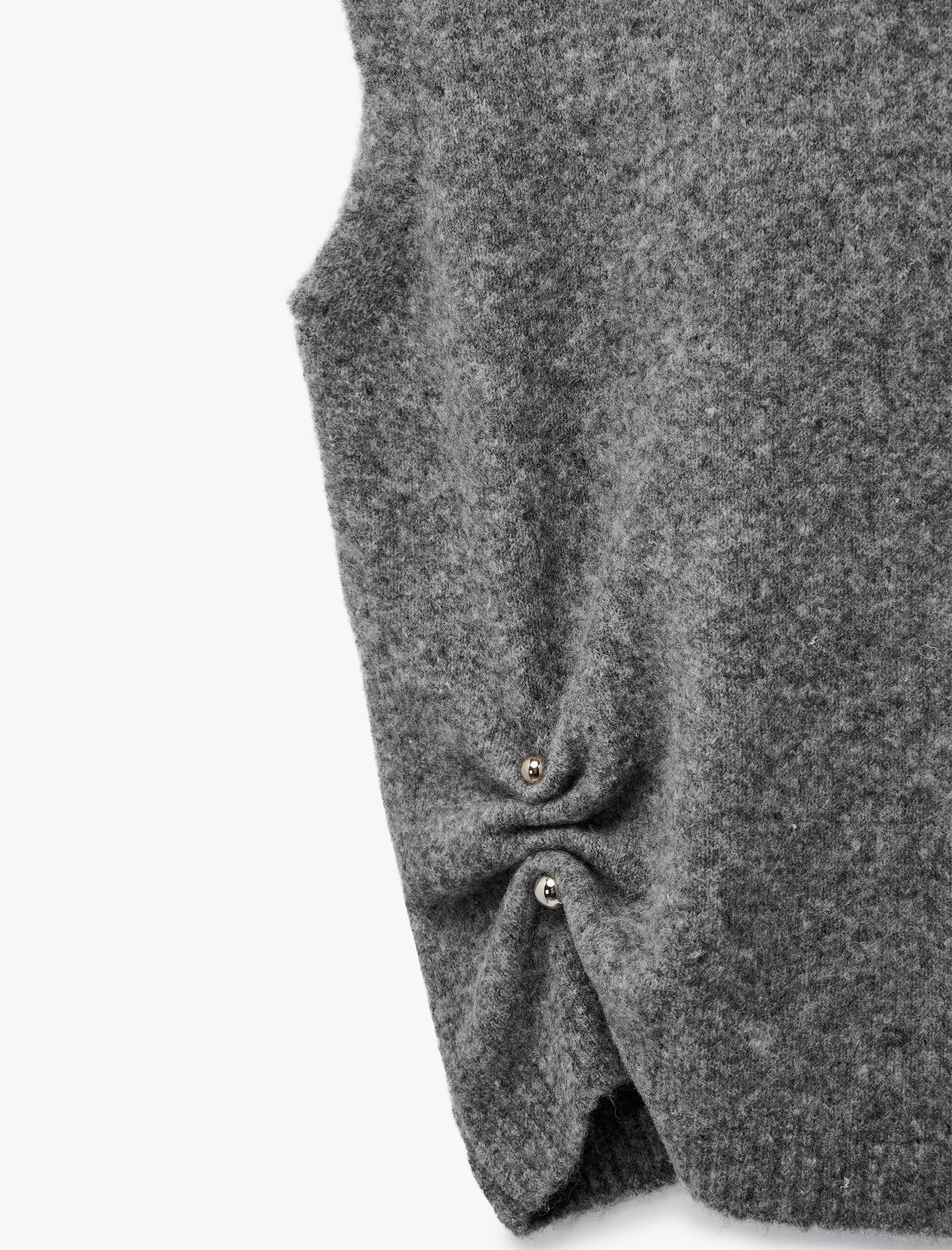   Koton X Sibil Çetinkaya - Aksesuar Detaylı Balıkçı Yaka Oversize Süveter