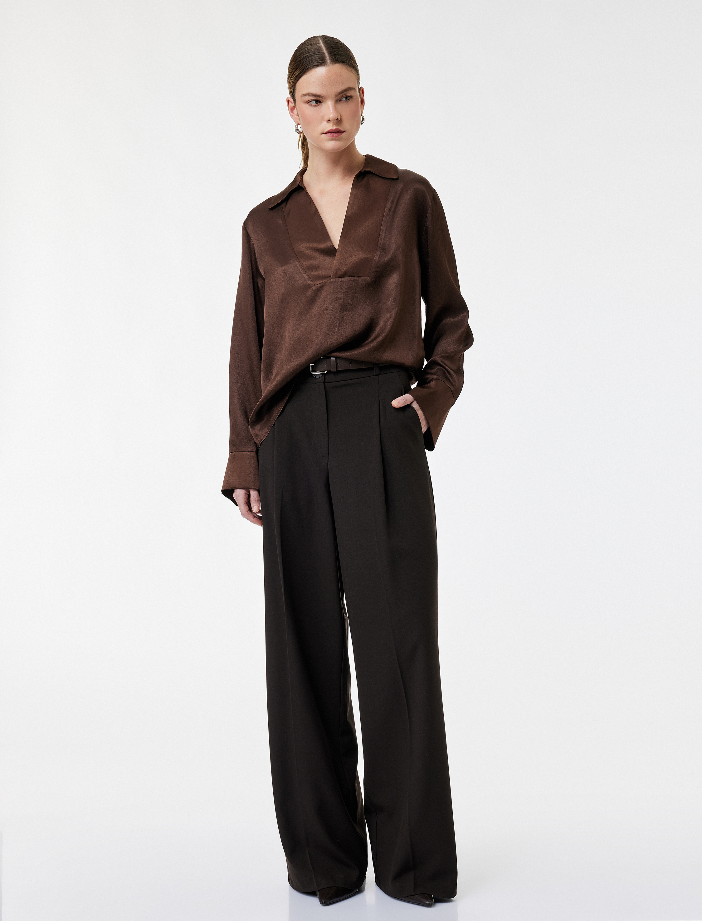   Koton X Şahika Ercümen - Bol Kalıp Uzun Kollu Kaçık Yaka Saten Gömlek