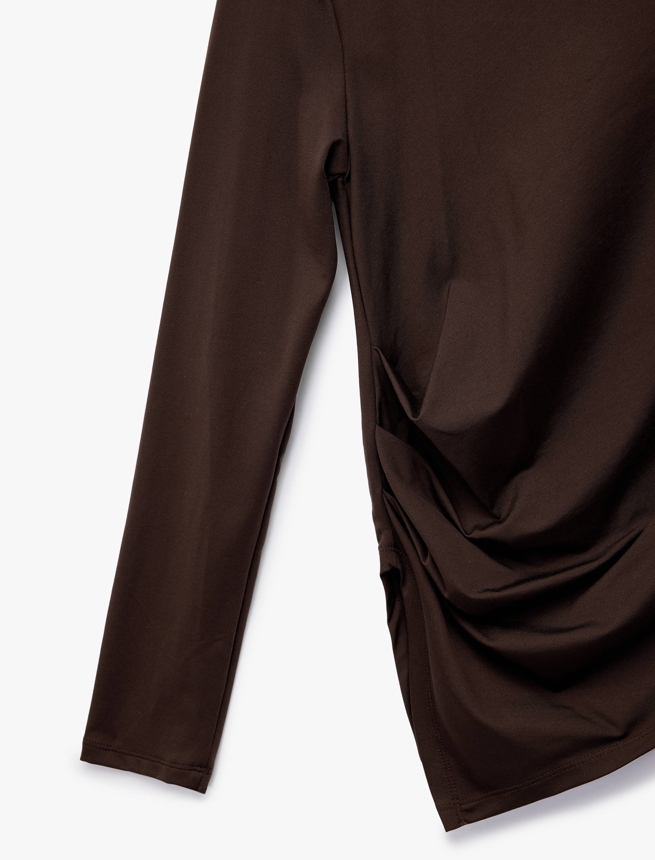   Slim Fit Asimetrik Kesim Drapeli Uzun Kollu Tişört