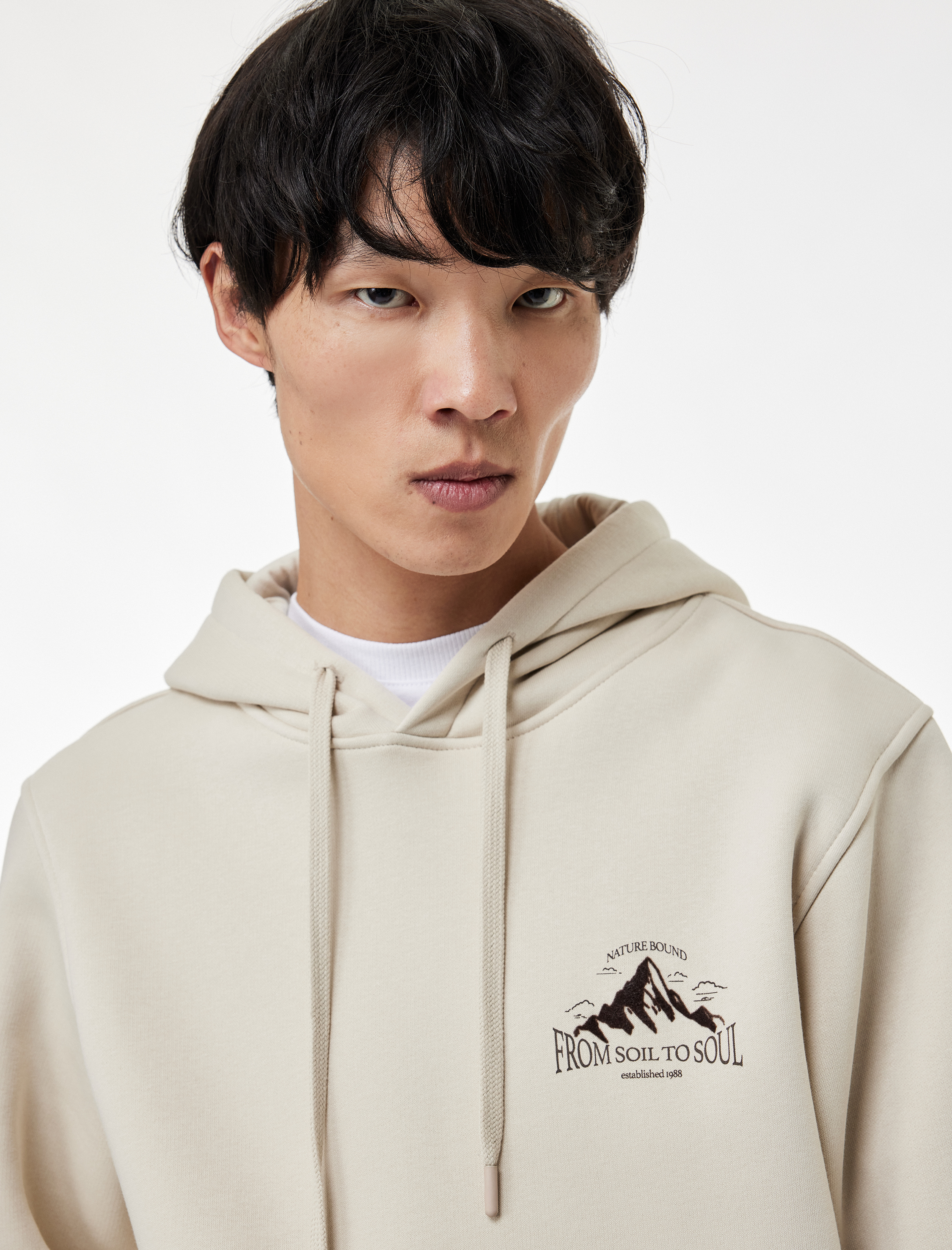 Regular Fit Kanguru Cepli Şardonlu Kapşonlu Baskılı Sweatshirt - Görsel 2