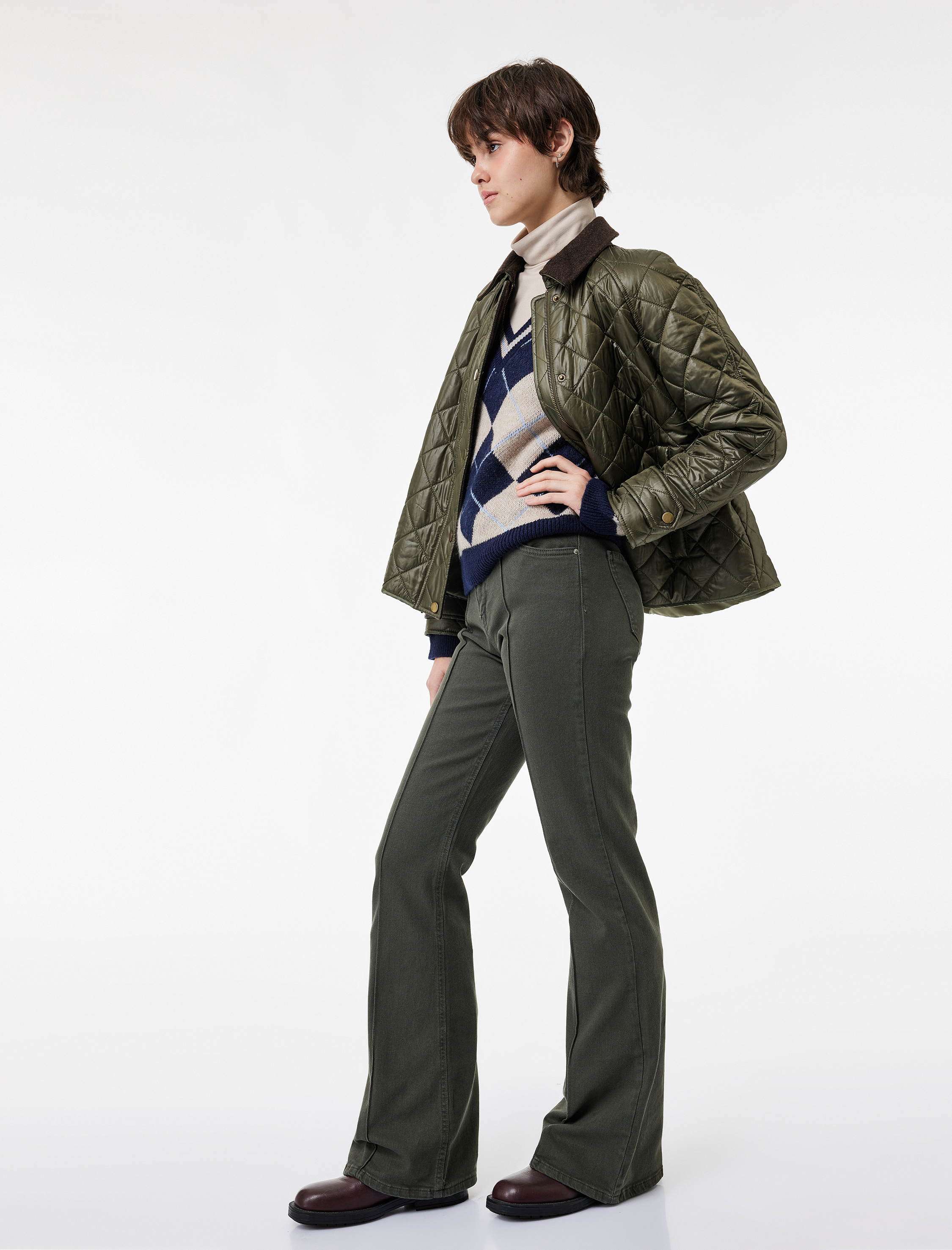   Dar Kesim Nervürlü İspanyol Paça Jean Pantolon - Flare Jeans