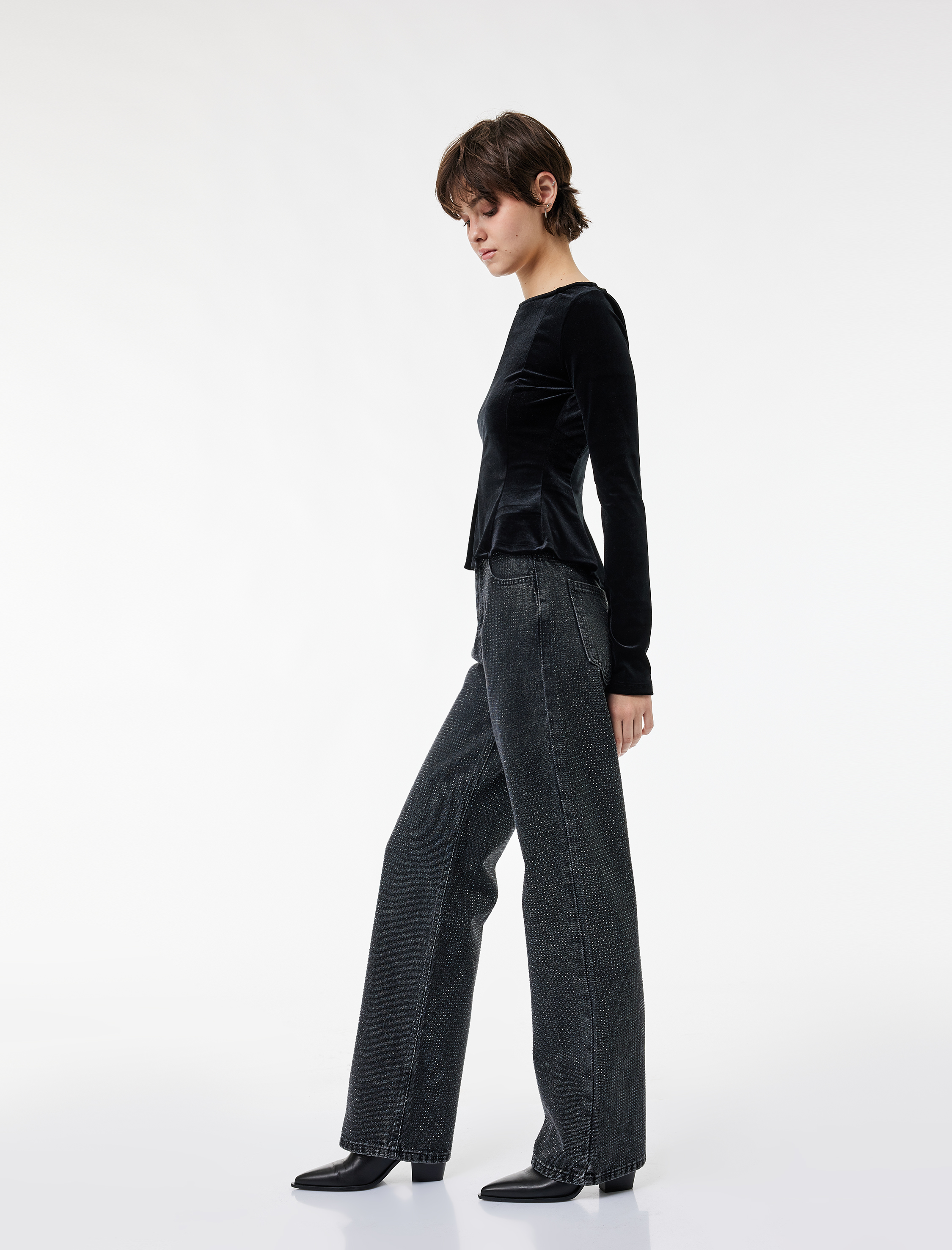   Düğmeli Cepli Pamuklu Normal Bel Düz Paça Taşlı Jean Pantolon - Straight Fit Jean