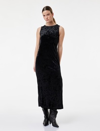 Midi Boy Kolsuz Yuvarlak Yaka Kadife Elbise