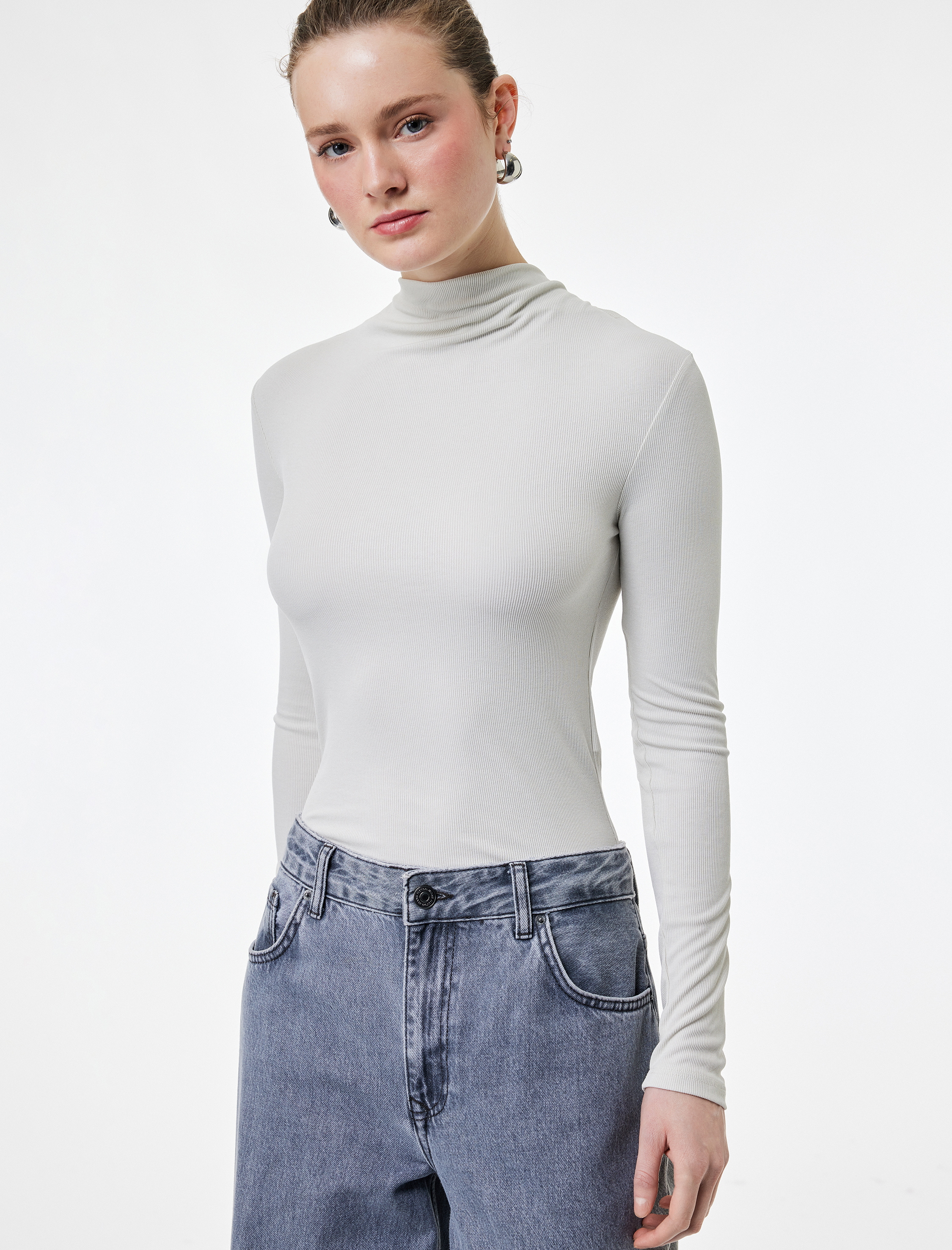   Slim Fit Modal Kumaş Uzun Kollu Dökümlü Dik Yaka Bluz