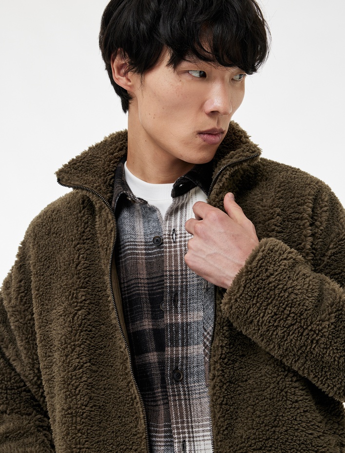  Uzun Kollu Fermuarlı Cepli Dik Yaka Peluş Ceket