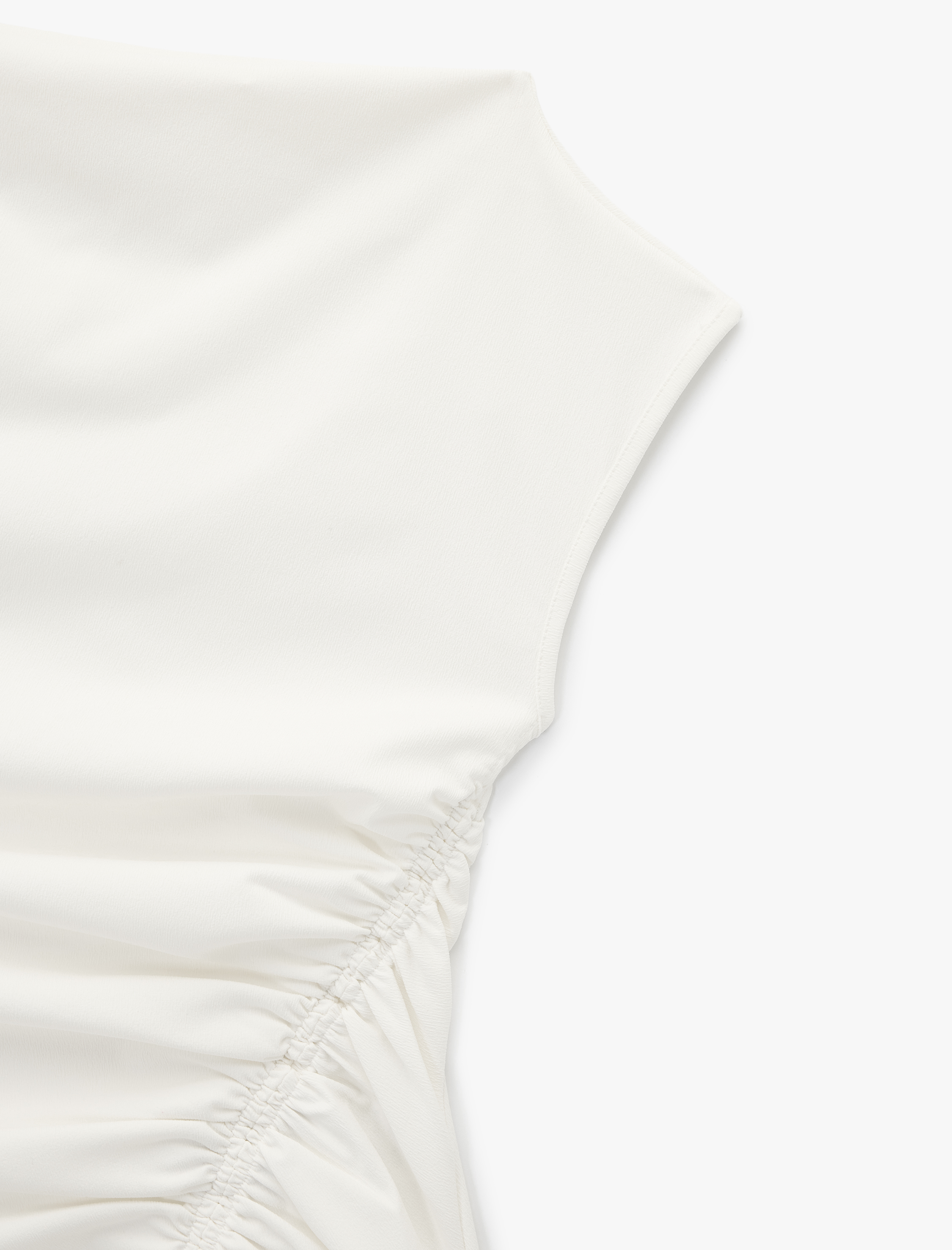   Kolsuz Drape Detaylı Asimetrik Tişört