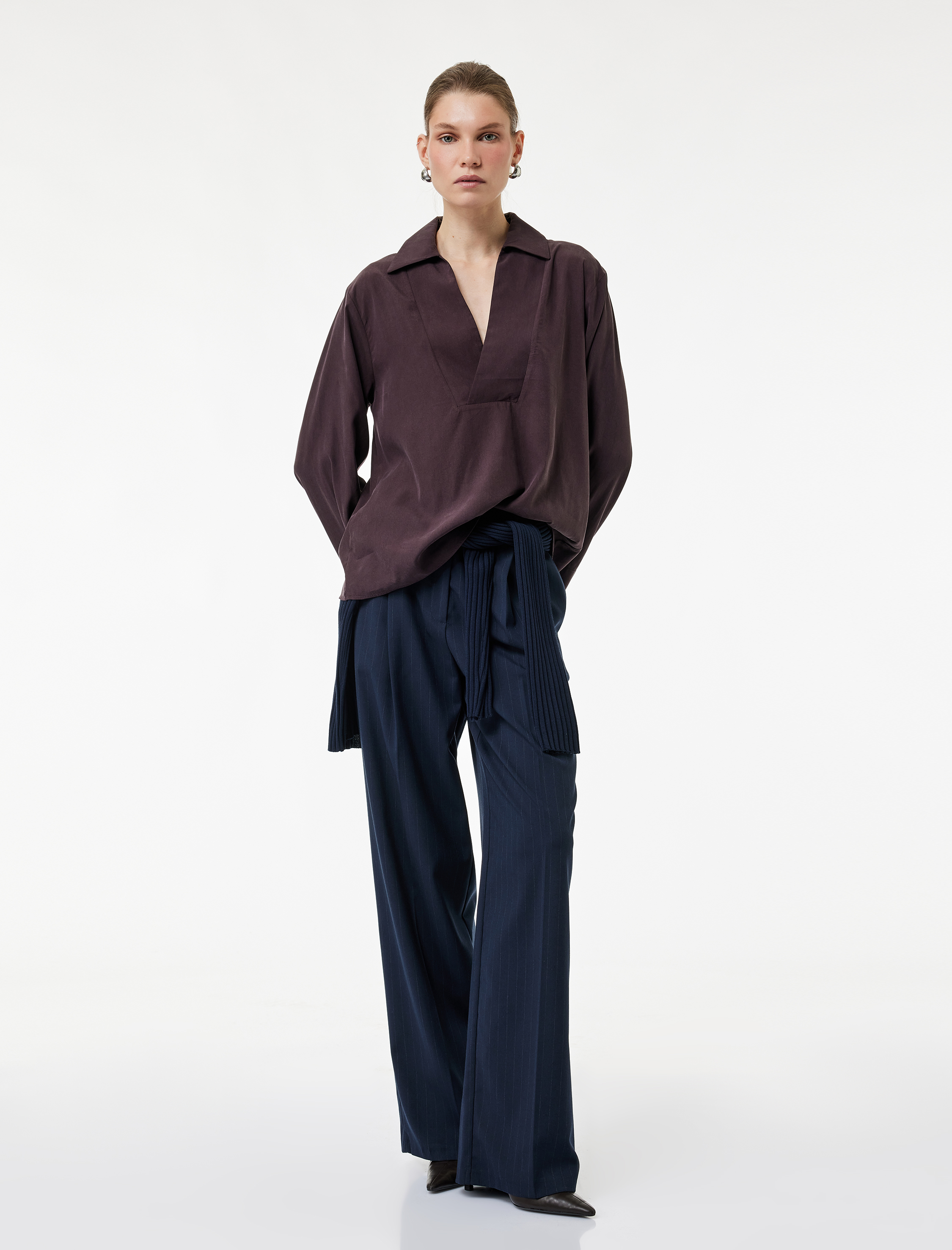   Uzun Kollu V Gömlek Yaka Bluz