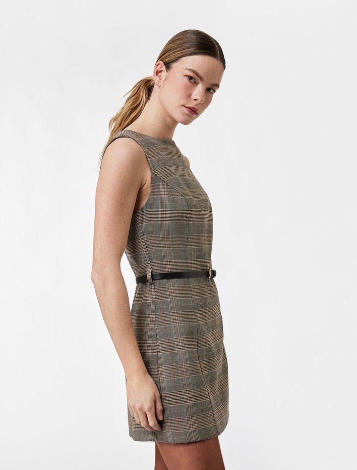  Kolsuz Bisiklet Yaka Kemerli A Kesim Mini Ekose Elbise