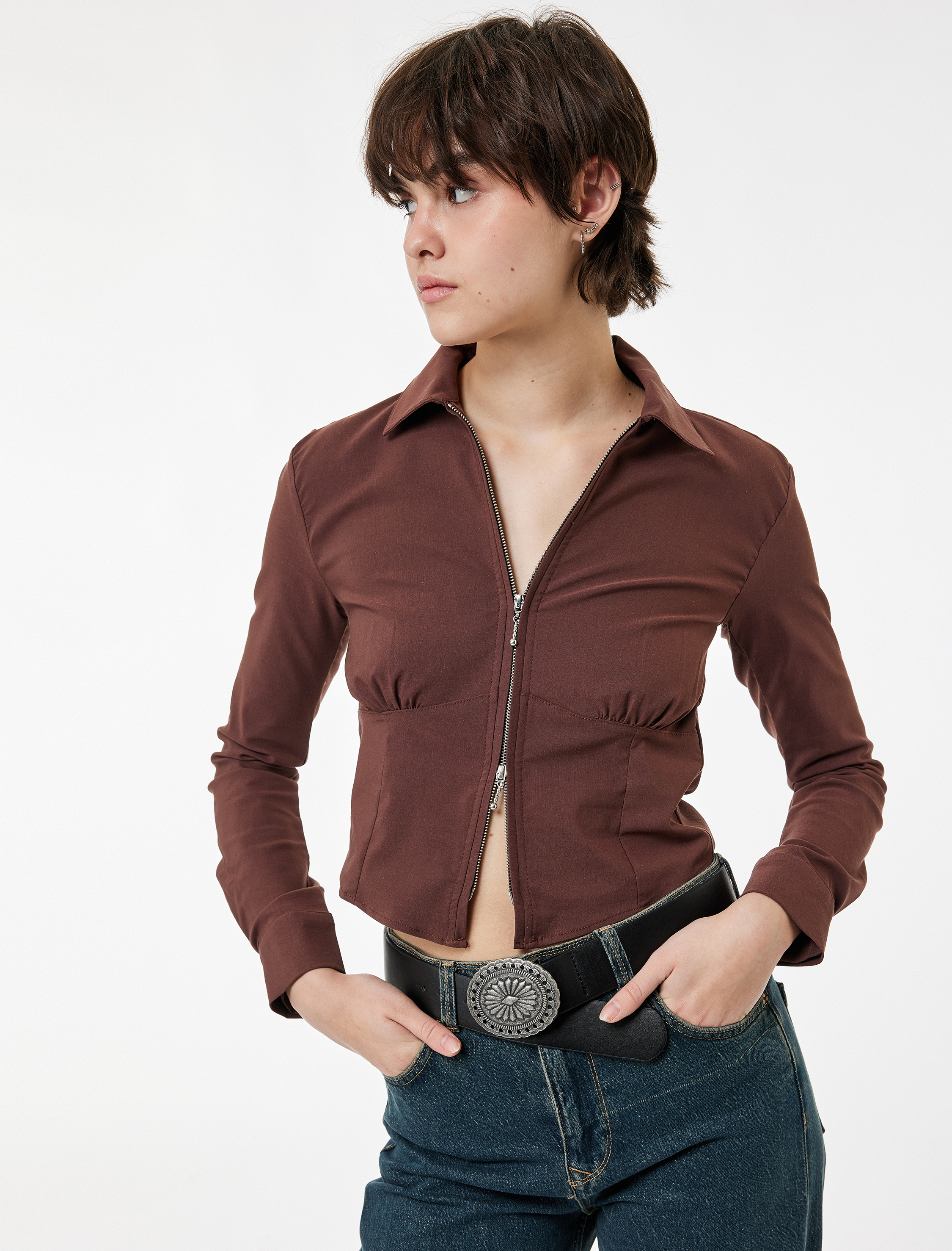   Uzun Kollu Crop Korse Detaylı Fermuarlı Gömlek