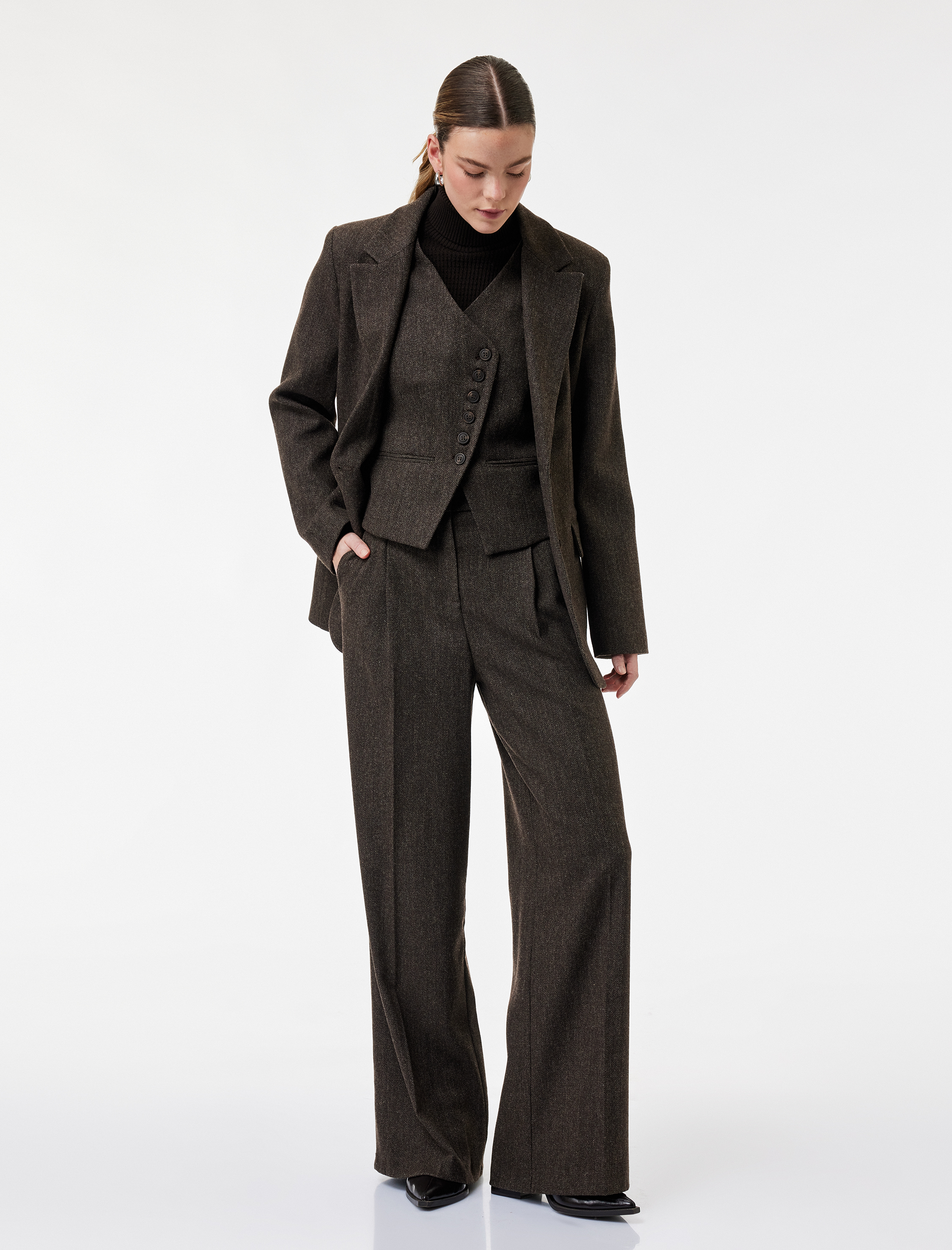   Koton X Şahika Ercümen - Koyun Yünü Karışımlı Pileli Geniş Paça Pantolon