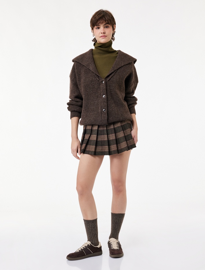  Uzun Kollu Düğmeli Devrik Yaka Triko Hırka