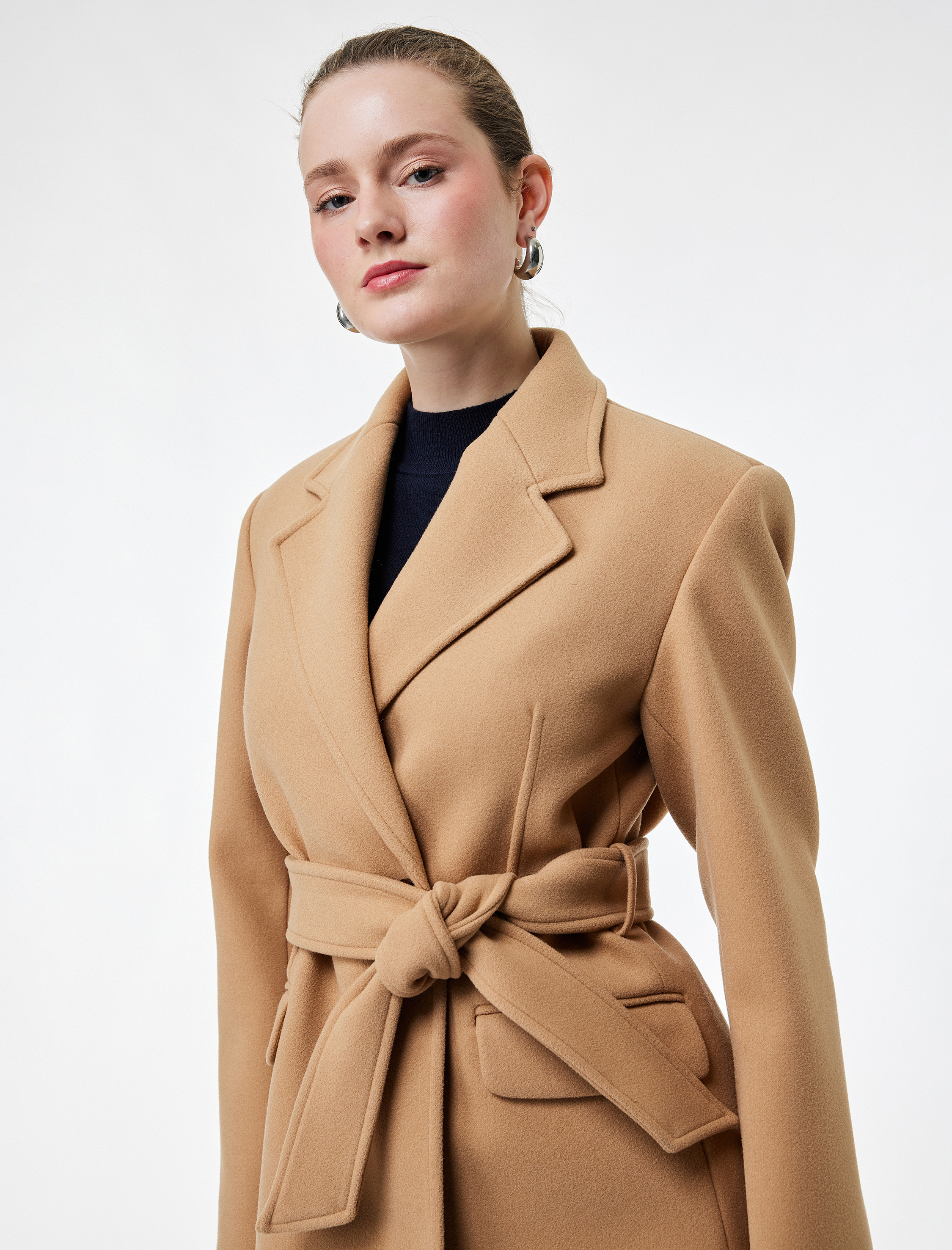   Kısa Kaban Kaşe Kemerli Cepli Kruvaze Uzun Kollu