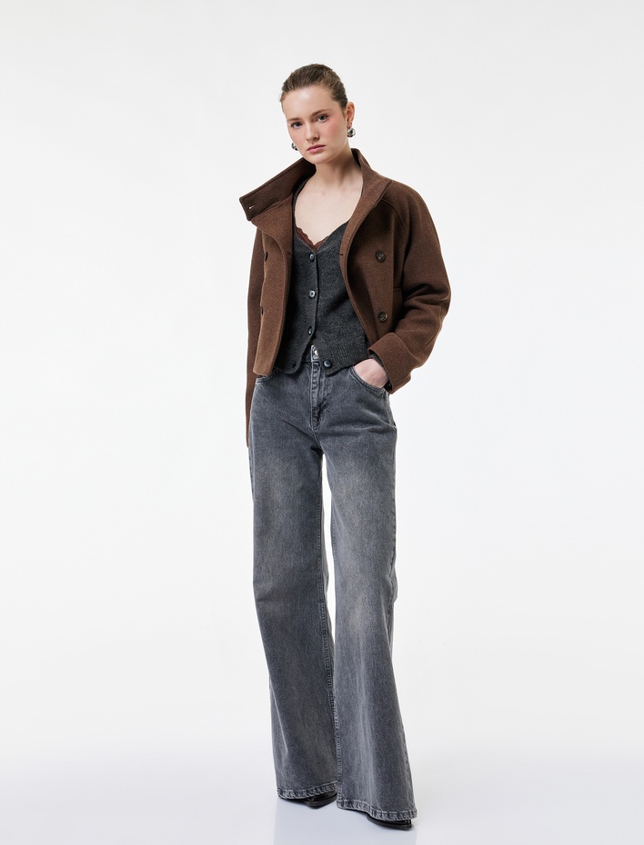  Uzun Kollu Cepli Dik Yaka Düğmeli Kruvaze Kısa Kaşe Mont