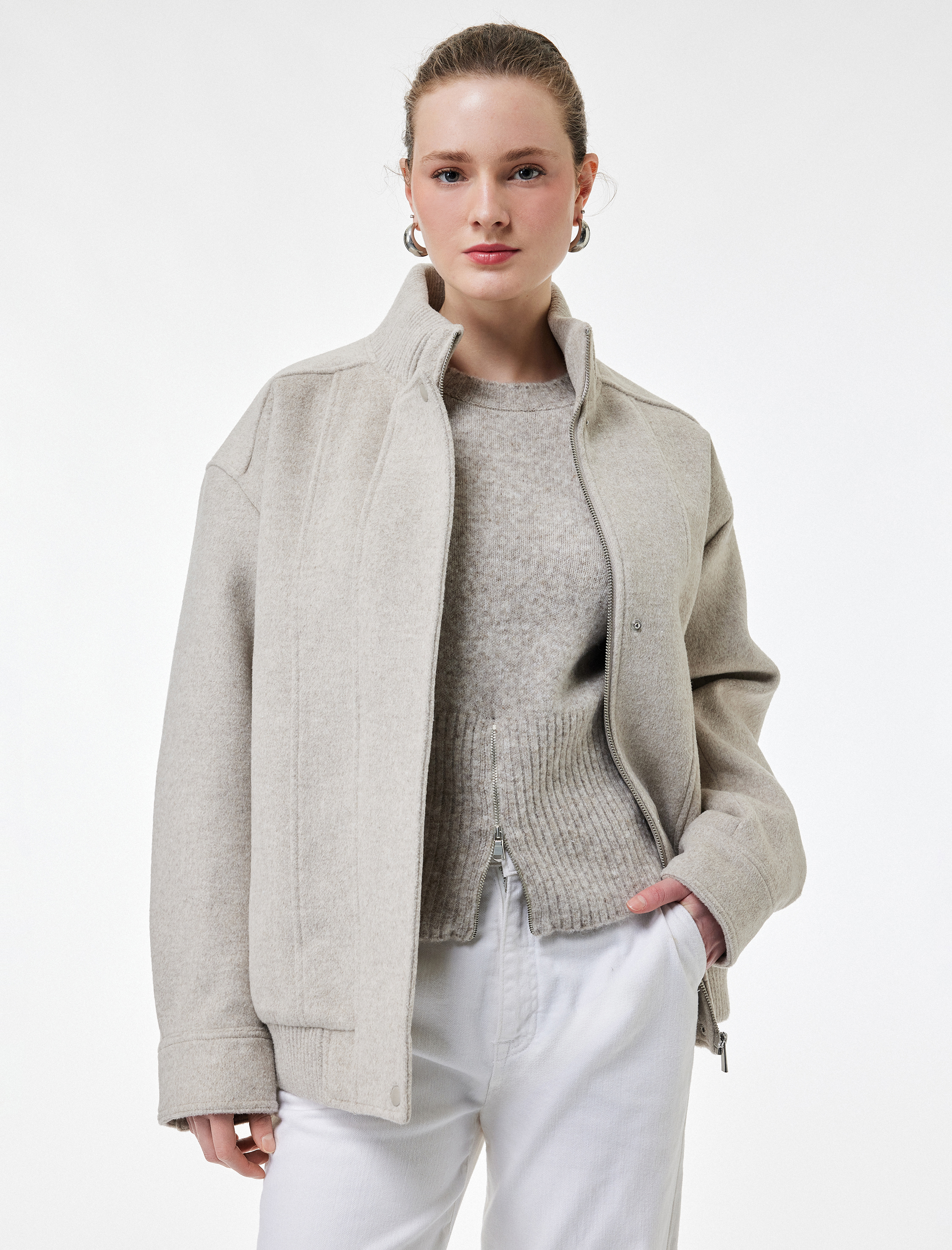   Fermuarlı Cepli Dik Yaka Uzun Kollu Oversize Kaşe Bomber Mont