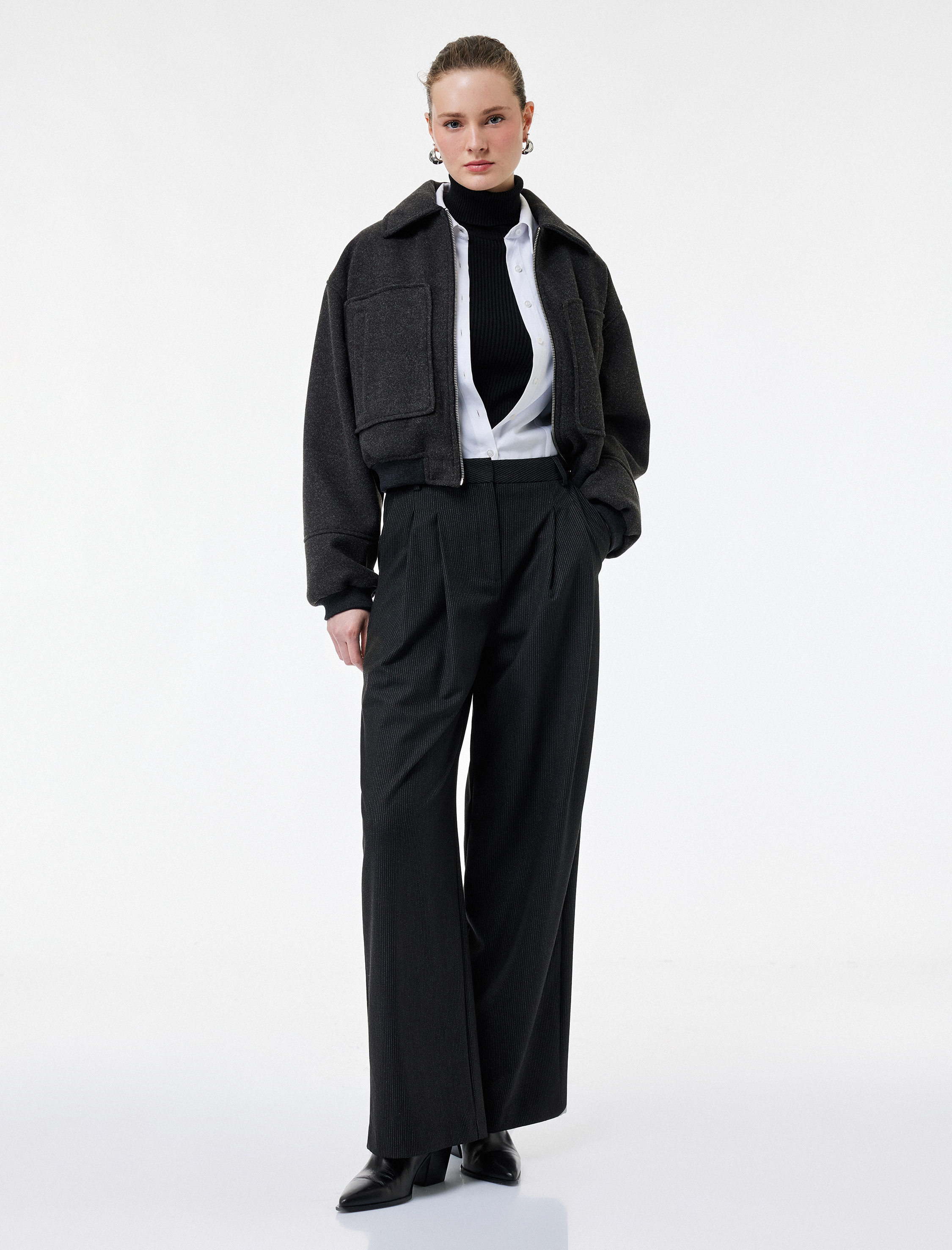   Uzun Kollu Fermuarlı Cepli Crop Kaşe Bomber Ceket