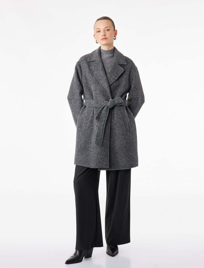  Alpaka Yün Karışımlı Uzun Kollu Cepli Kemerli Buklet Kaban