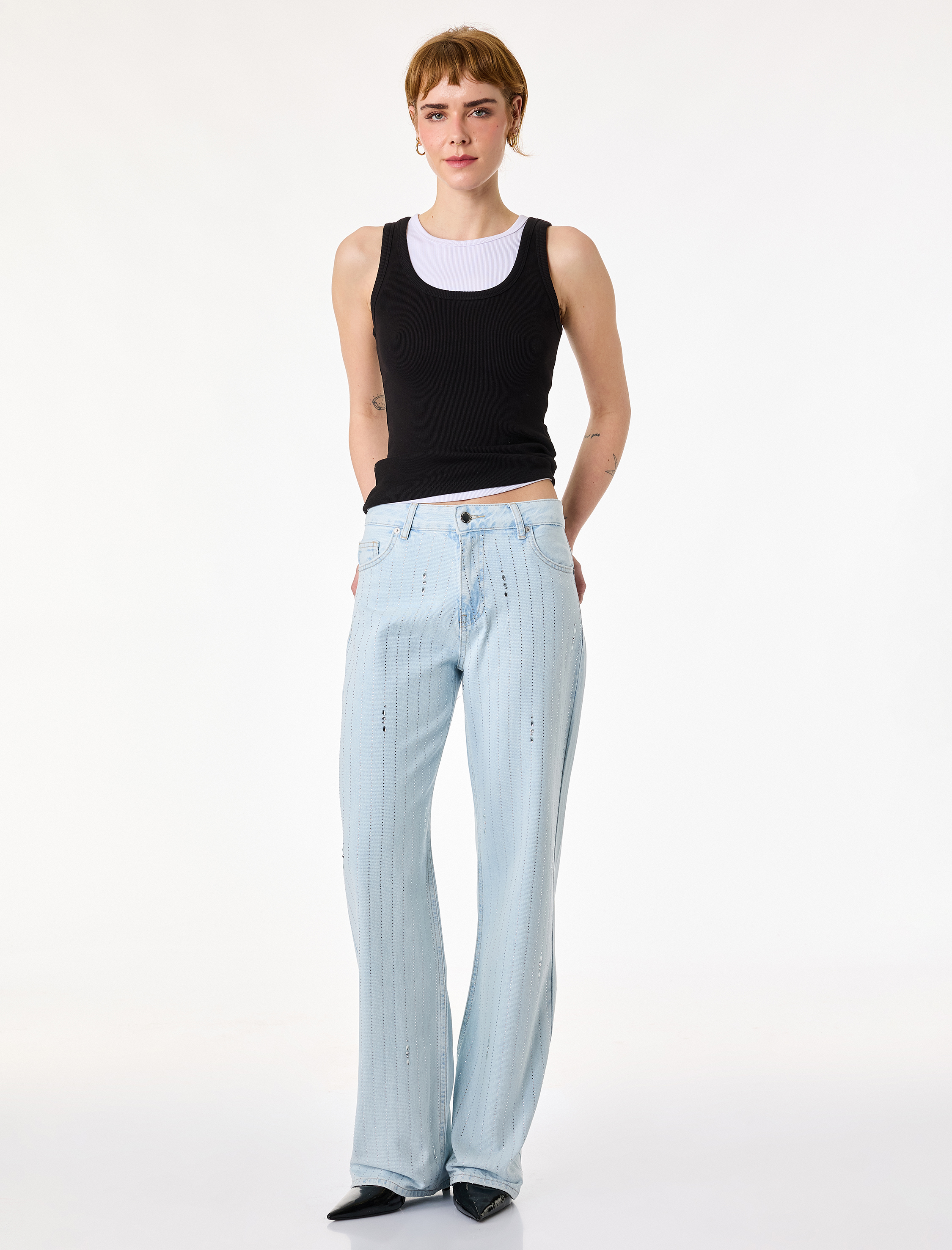   Uzun Düz Paça Normal Bel Cepli Düğmeli Taşlı Denim Pantolon - Longer Straight Fit Jean