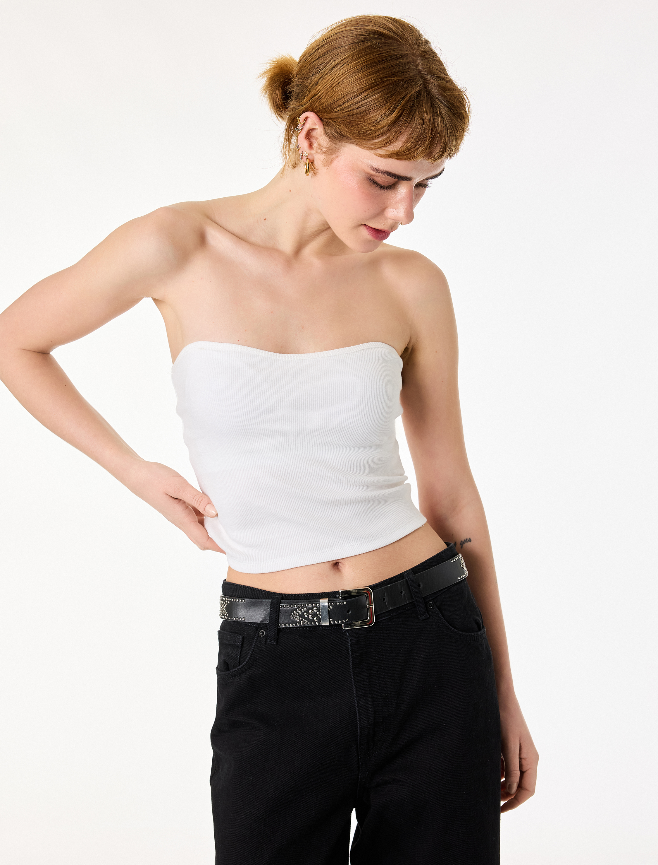 Koton Slim Fit Kolsuz Straplez Bluz görsel 3