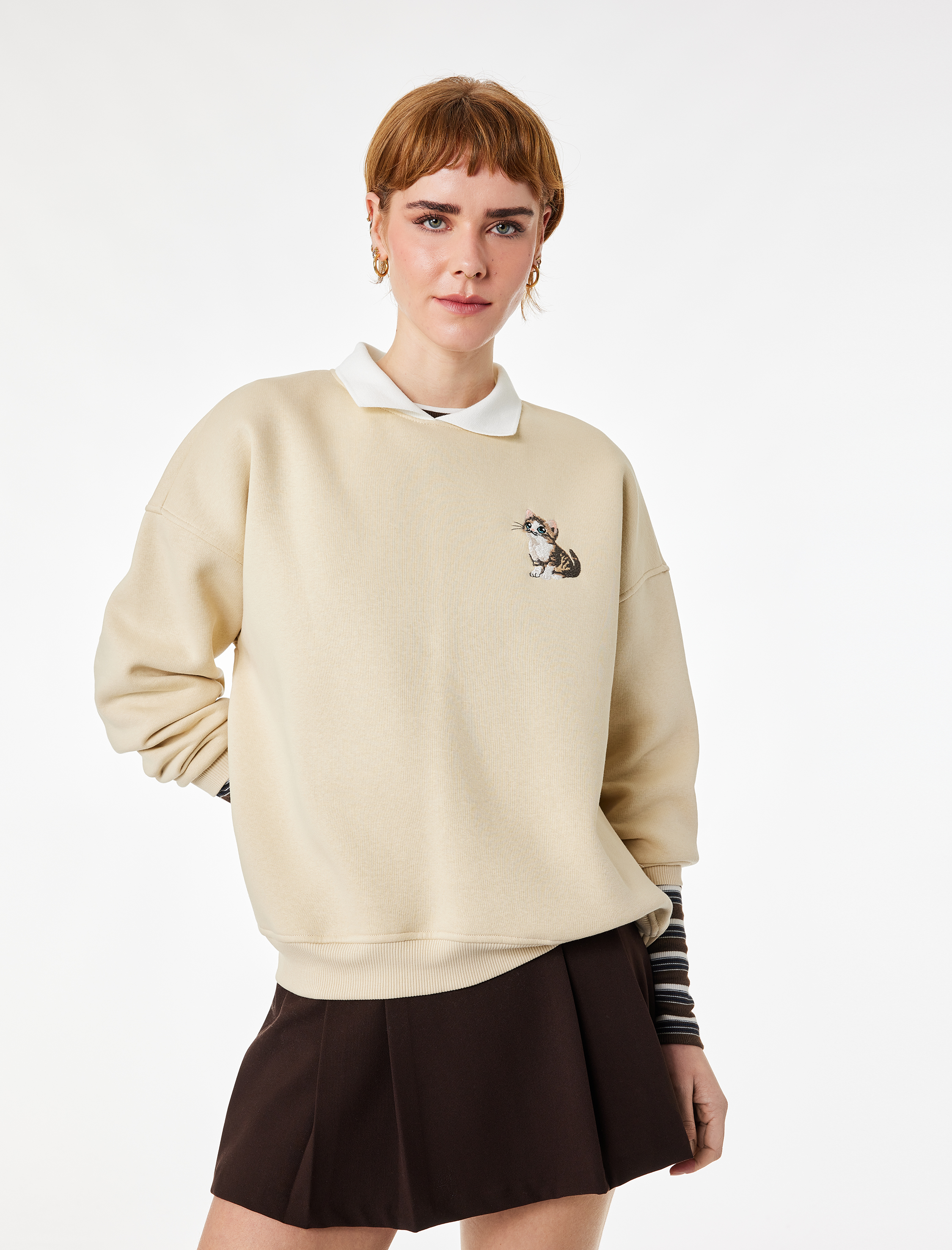   Rahat Kalıp Kedi Nakışlı Uzun Kollu Polo Yaka Sweatshirt