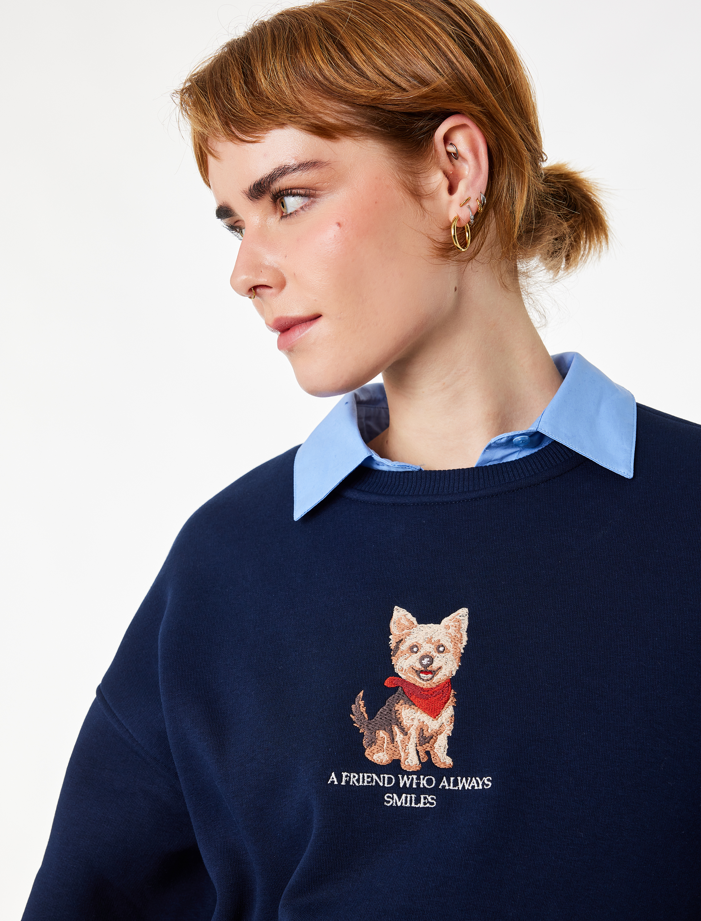   Şardonlu Rahat Kalıp Bisiklet Yaka Köpek Baskılı Sweatshirt