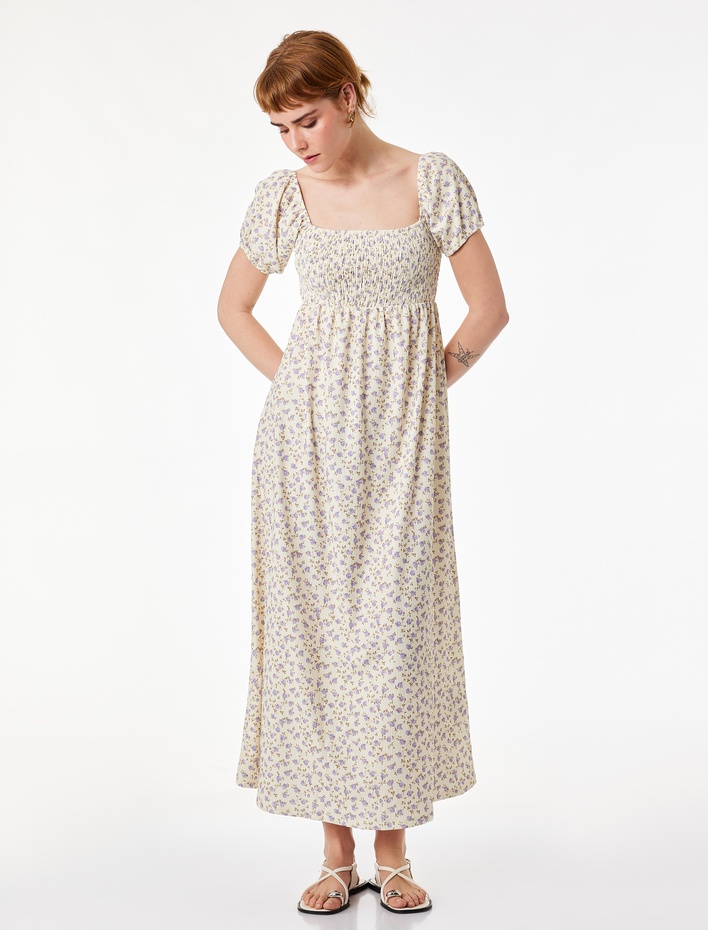  Kare Yaka Kısa Balon Kollu Uzun Çiçekli Elbise