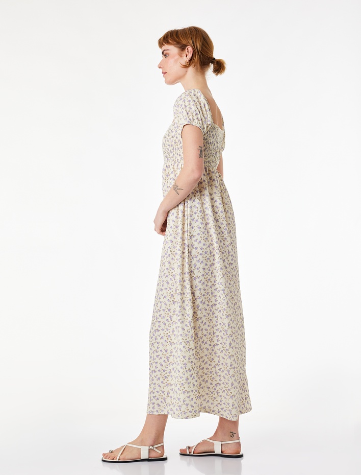  Kare Yaka Kısa Balon Kollu Uzun Çiçekli Elbise