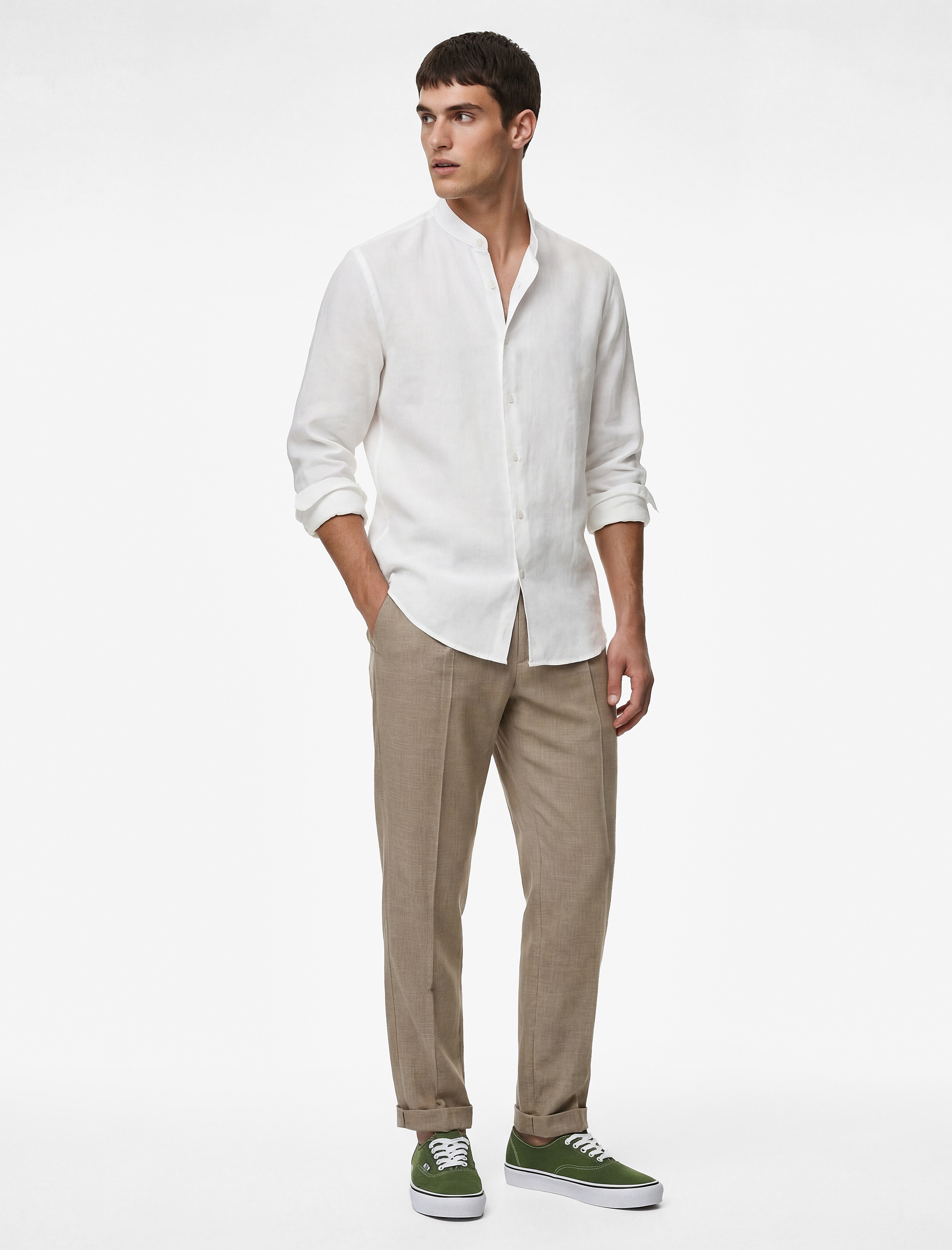 Viskon Karışımlı Düğmeli Cepli Pileli Kumaş Pantolon