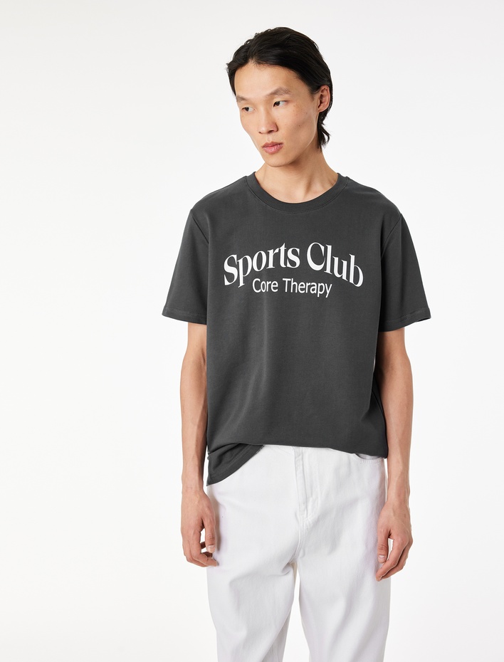  Regular Fit Kısa Kollu Bisiklet Yaka Baskılı Spor Tişört