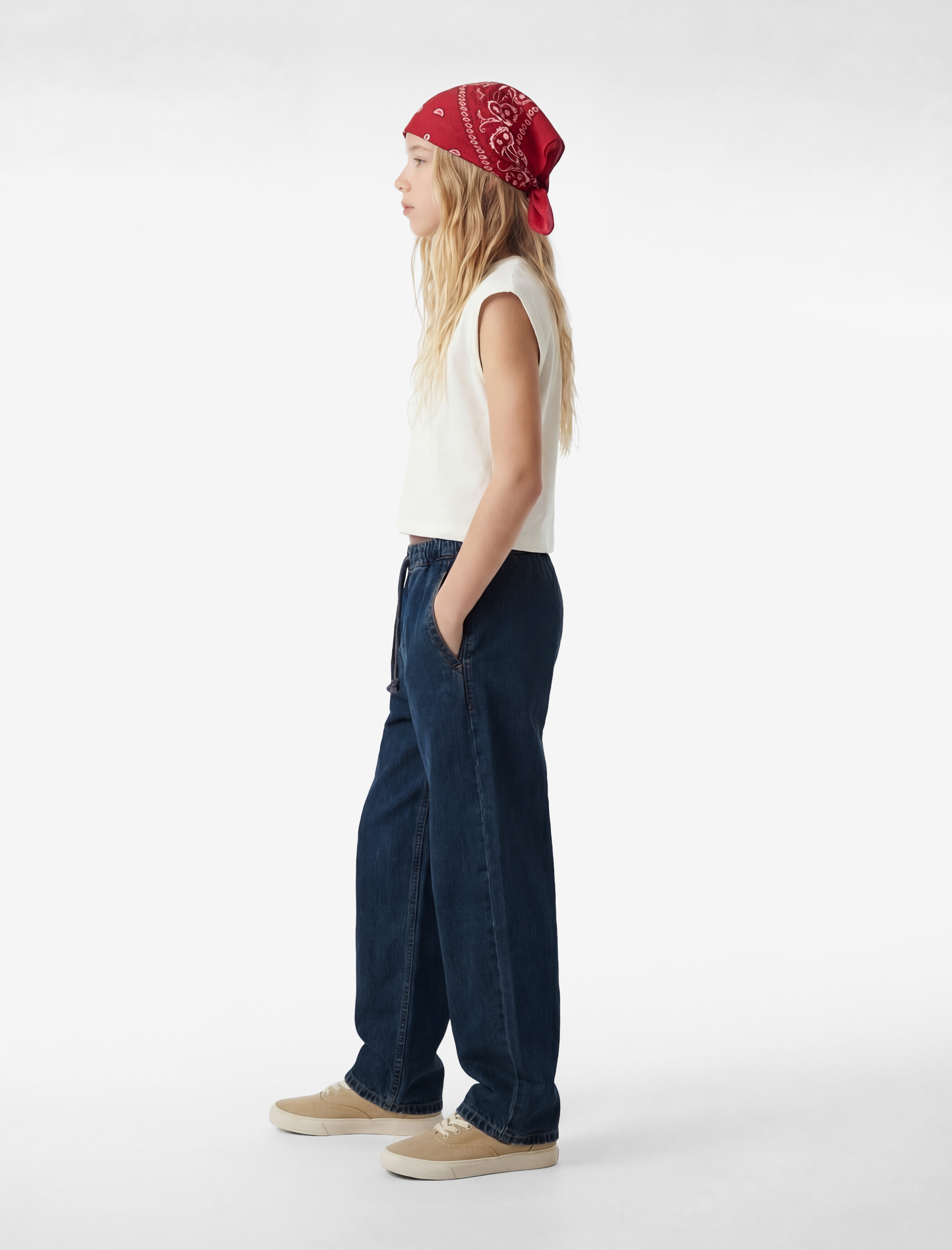 Pamuklu Beli Bağcıklı Geniş Paça Denim Pantolon