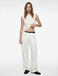 Asimetrik Kesim Drapeli Bisiklet Yaka Kolsuz Bluz