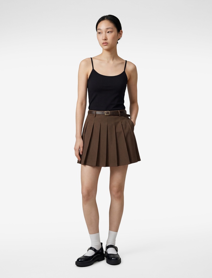  U Yaka Kolsuz Slim Fit Basic Atlet