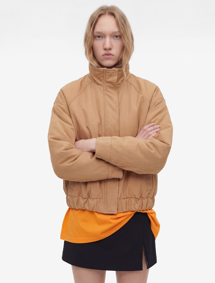  Cep Detaylı Çıtçıt Düğmeli Fermuarlı Crop Dik Yaka Mevsimlik Ceket