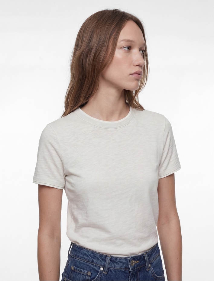  Slim Fit Kısa Kollu Bisiklet Yaka Modal Tişört