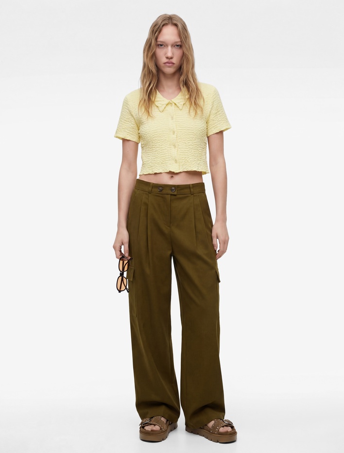  Klasik Yaka Düğmeli Bürümcük Dokulu Kısa Kollu Tişört