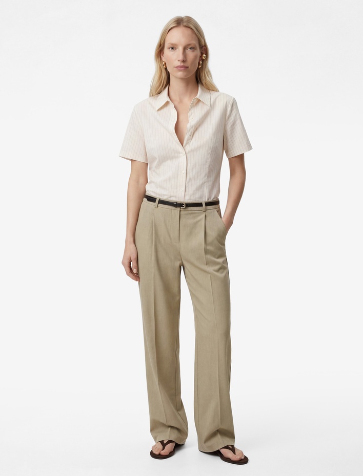  Regular Fit Kısa Kollu Klasik Yaka Düğmeli Pamuklu Poplin Gömlek