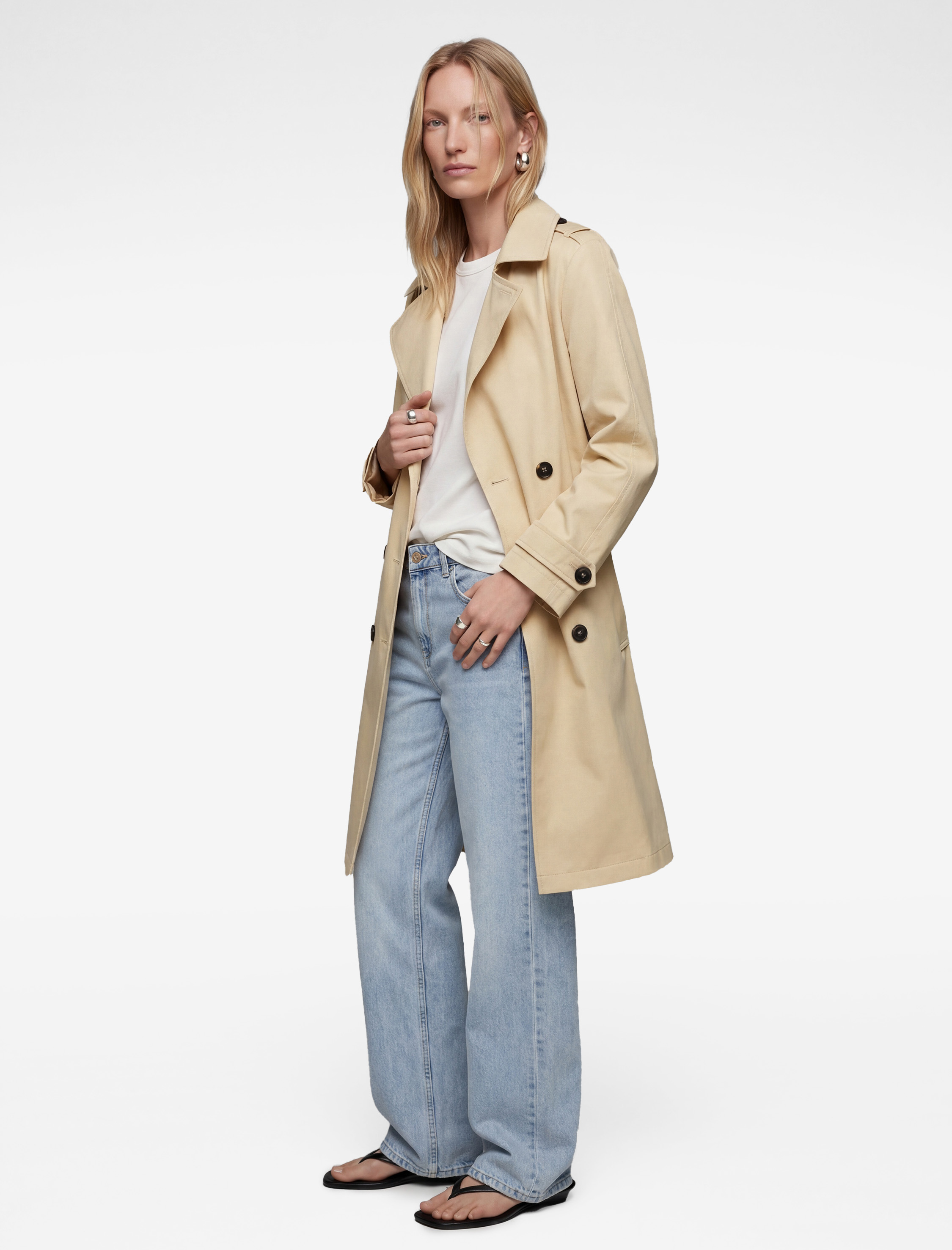   Pamuklu Uzun Kollu Düğmeli Kruvaze Kemerli Oversize Gabardin Trençkot