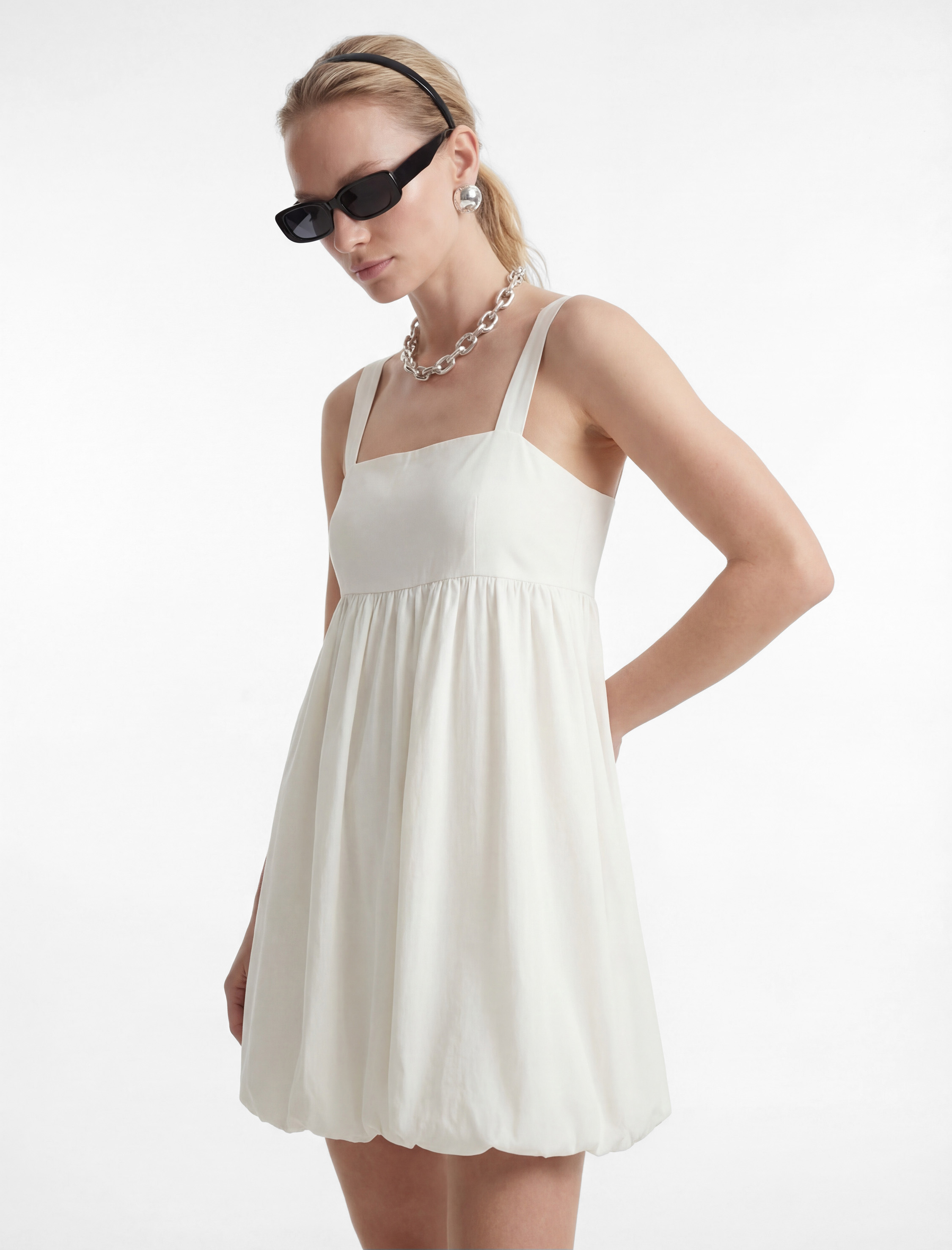   Pamuklu Askılı Mini Balon Elbise