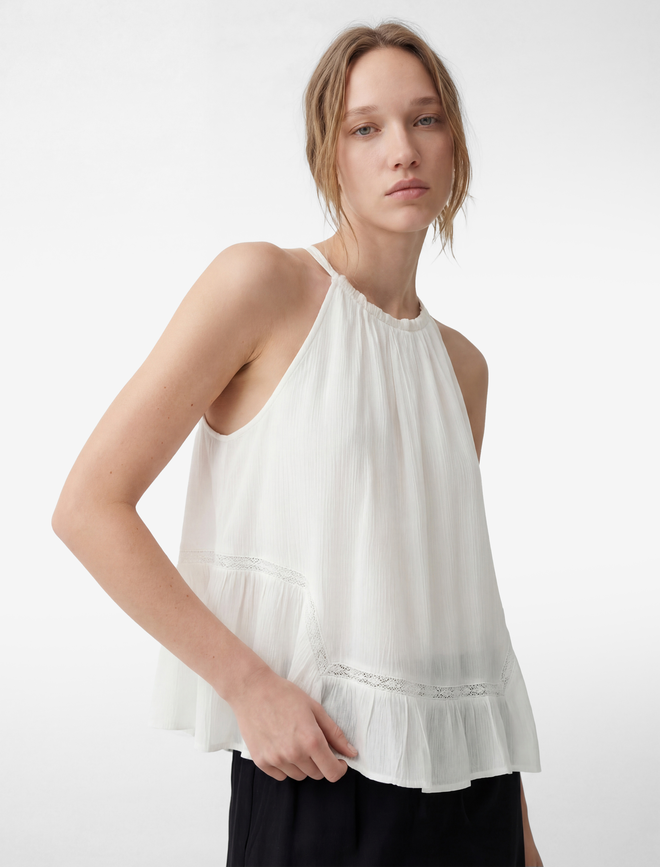   Viskon Volanlı Kolsuz Halter Yaka Bluz