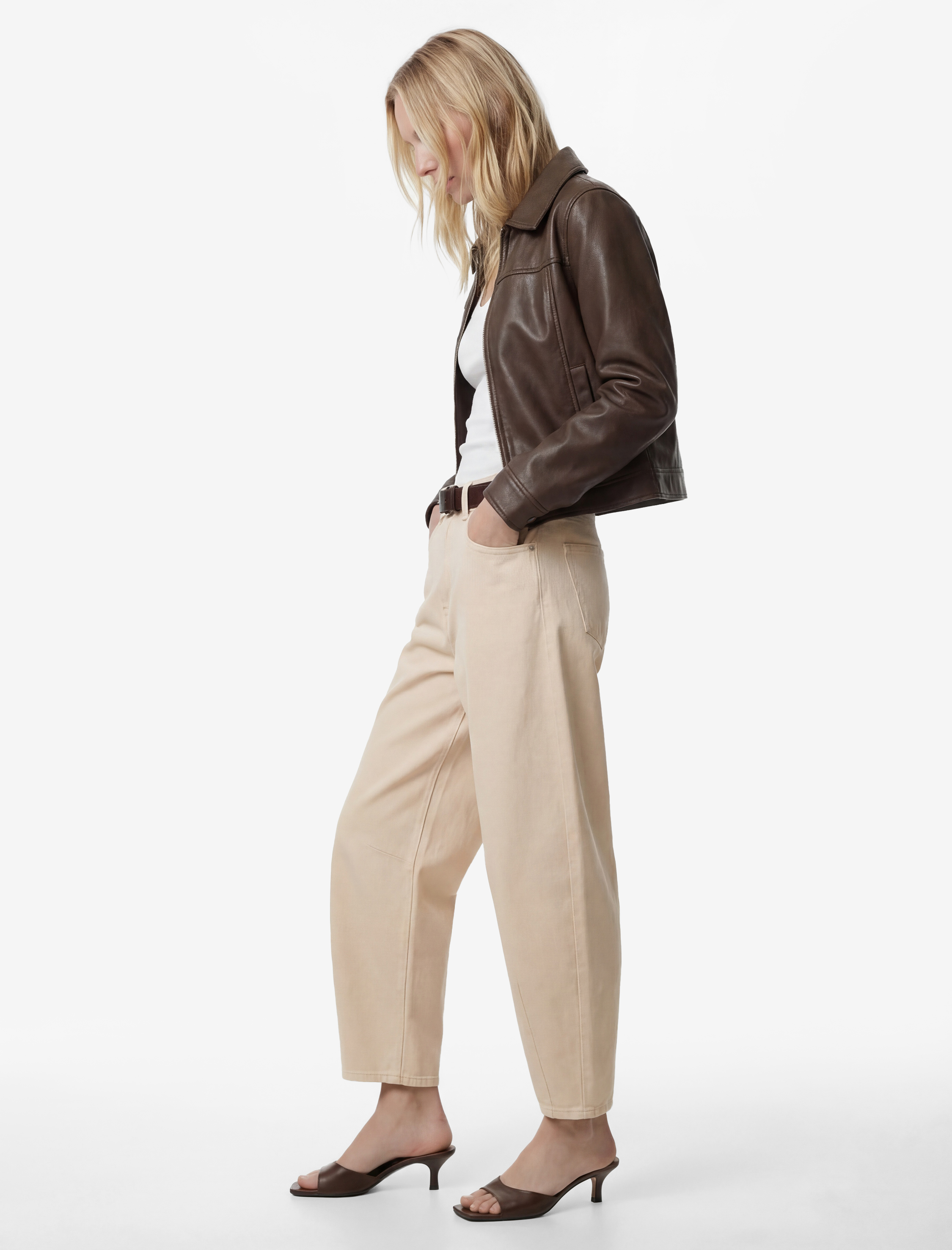   Pamuklu Rahat Kalıp Düğmeli Cepli Barrel Jean Pantolon - Barrel Jeans