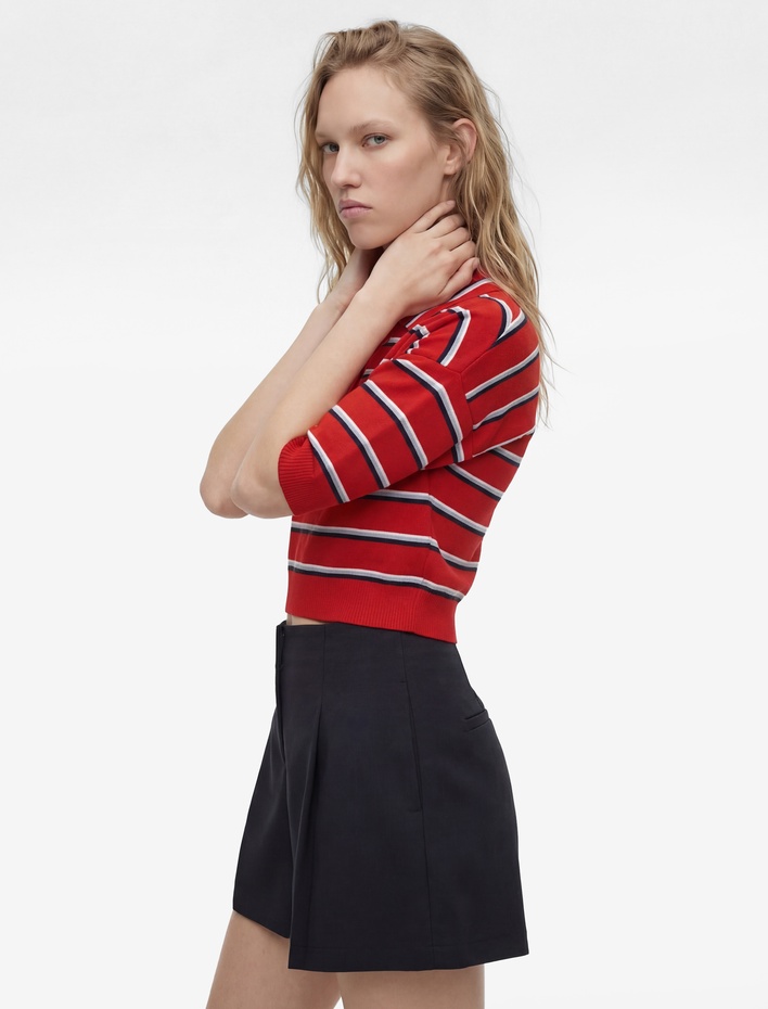  Rahat Kalıp Çizgili Düğmeli Kısa Kollu Polo Yaka Crop Triko Kazak